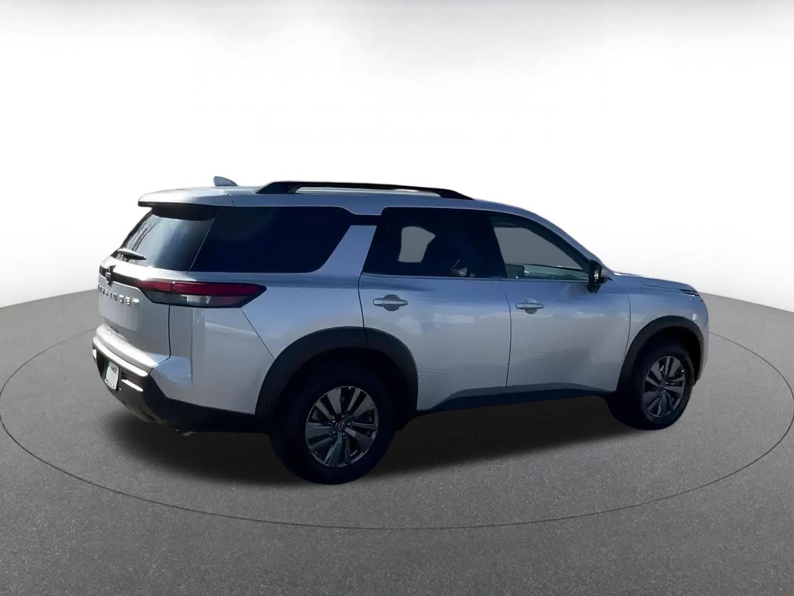 Thumbnail: 2025 Nissan Pathfinder - 15