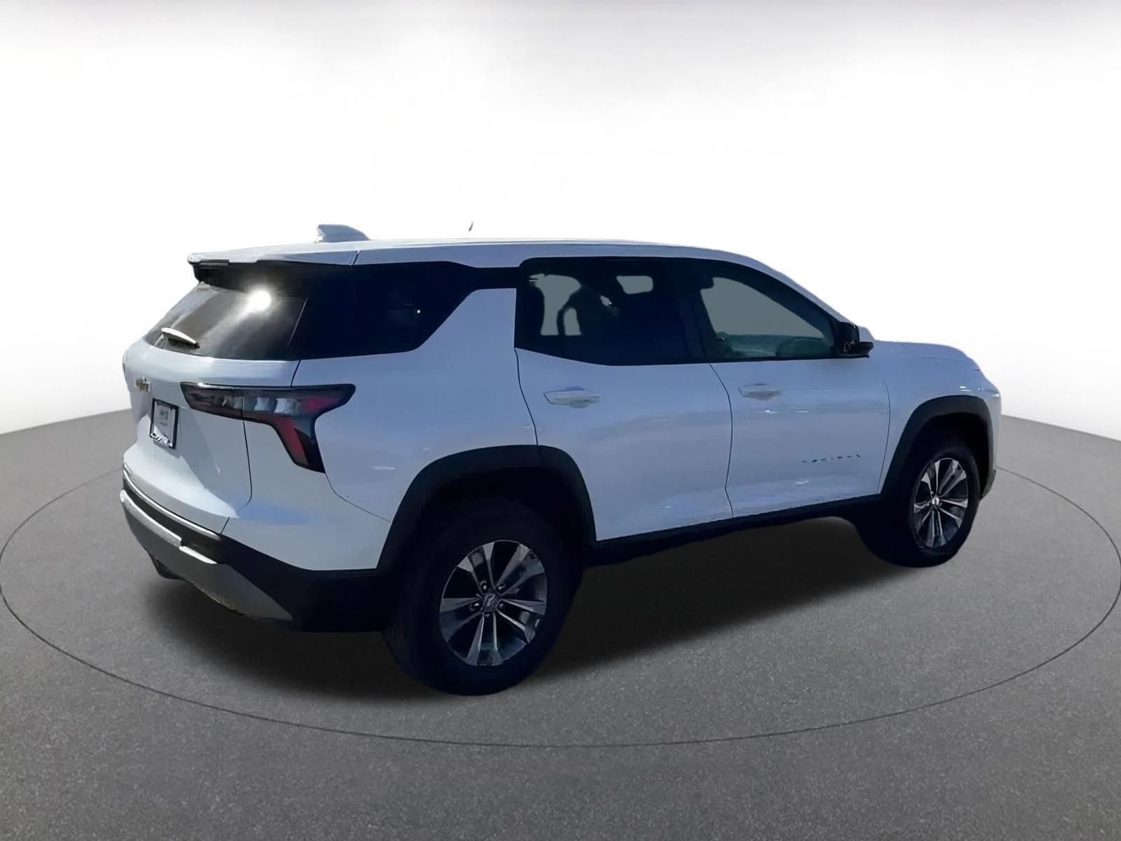 Thumbnail: 2025 Chevrolet Equinox - 14