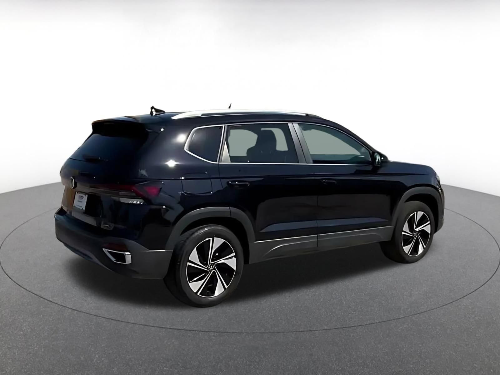Thumbnail: 2026 Volkswagen Taos - 13
