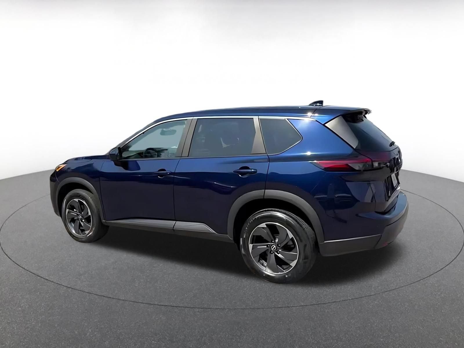 Thumbnail: 2025 Nissan Rogue - 10