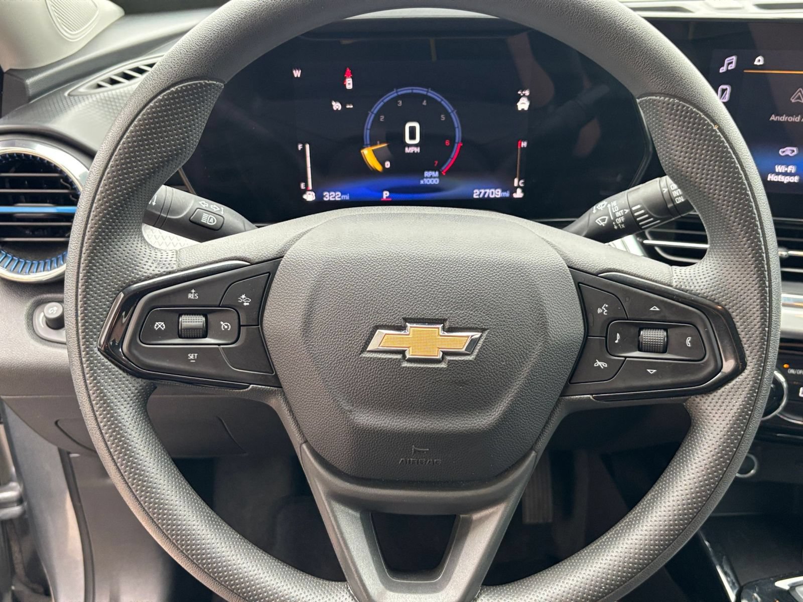 Thumbnail: 2025 Chevrolet Trax - 27