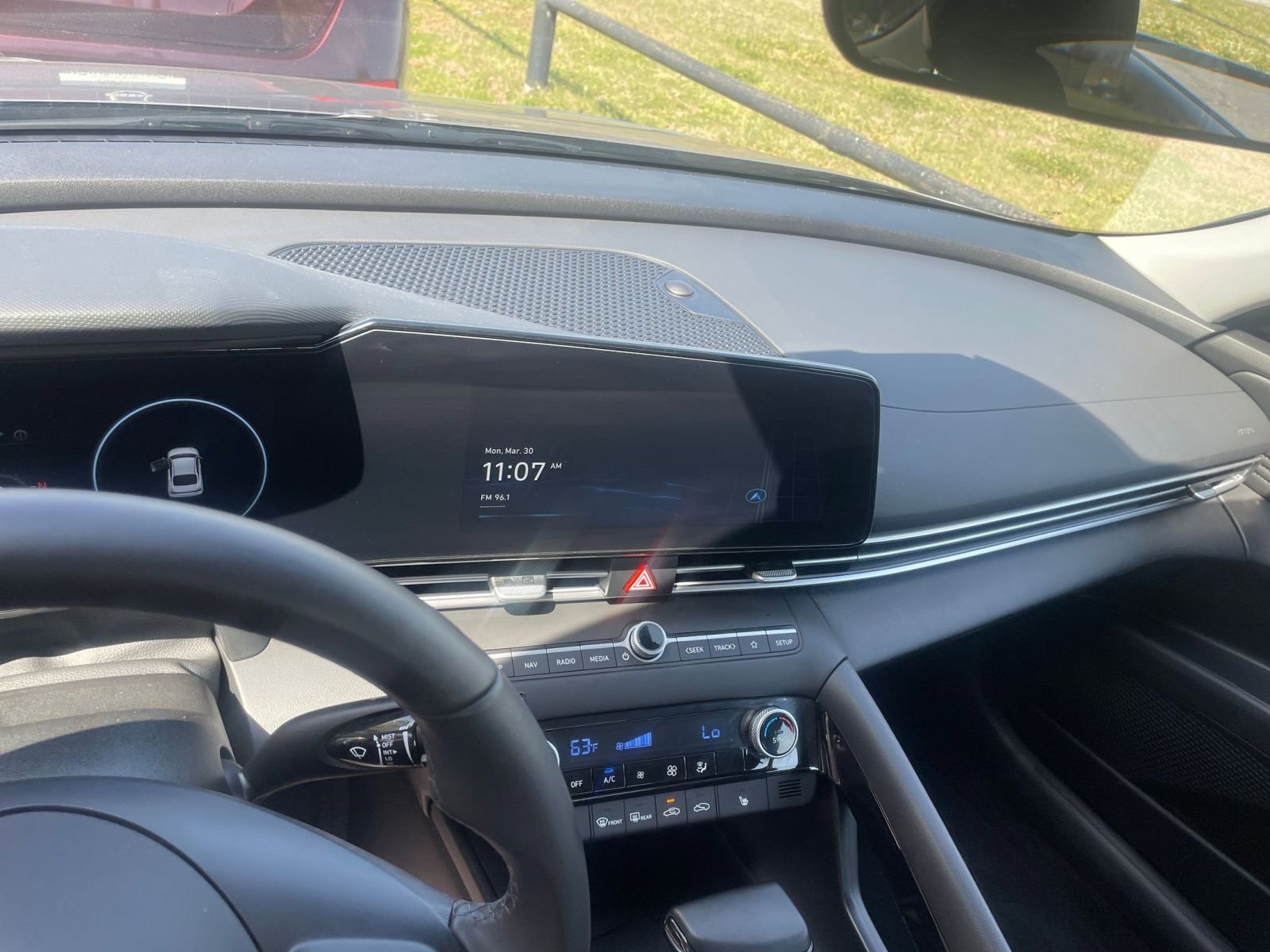 Thumbnail: 2025 Hyundai Elantra - 17