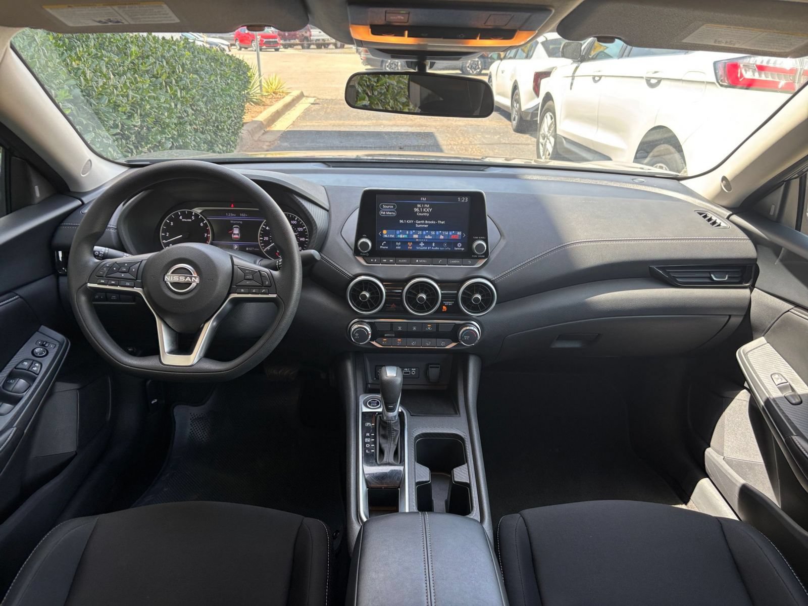 Thumbnail: 2025 Nissan Sentra - 31