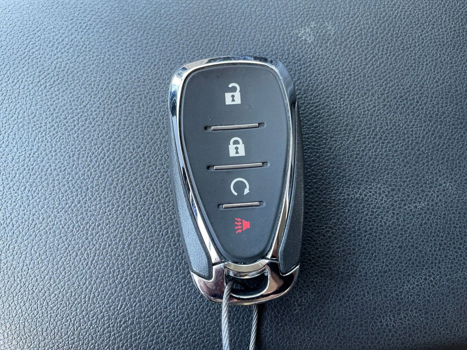 Thumbnail: 2025 Chevrolet Trax - 21