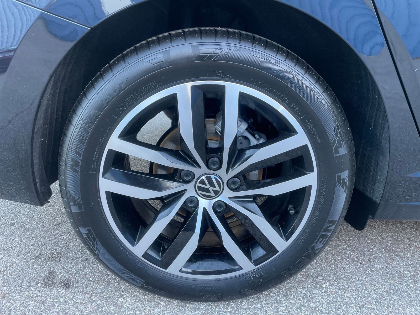 Thumbnail: 2025 Volkswagen Jetta - 30