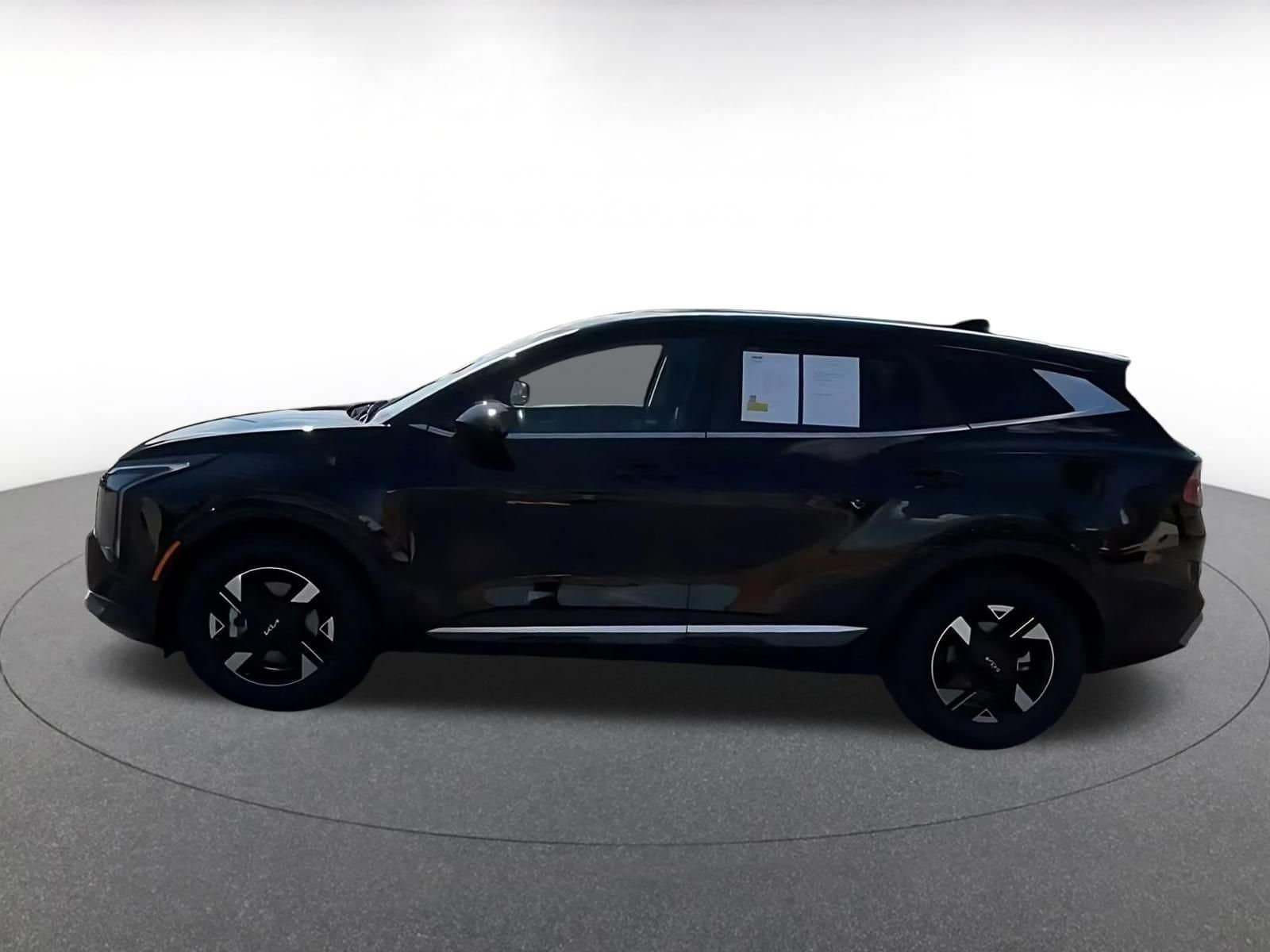 Thumbnail: 2026 Kia Sportage - 8
