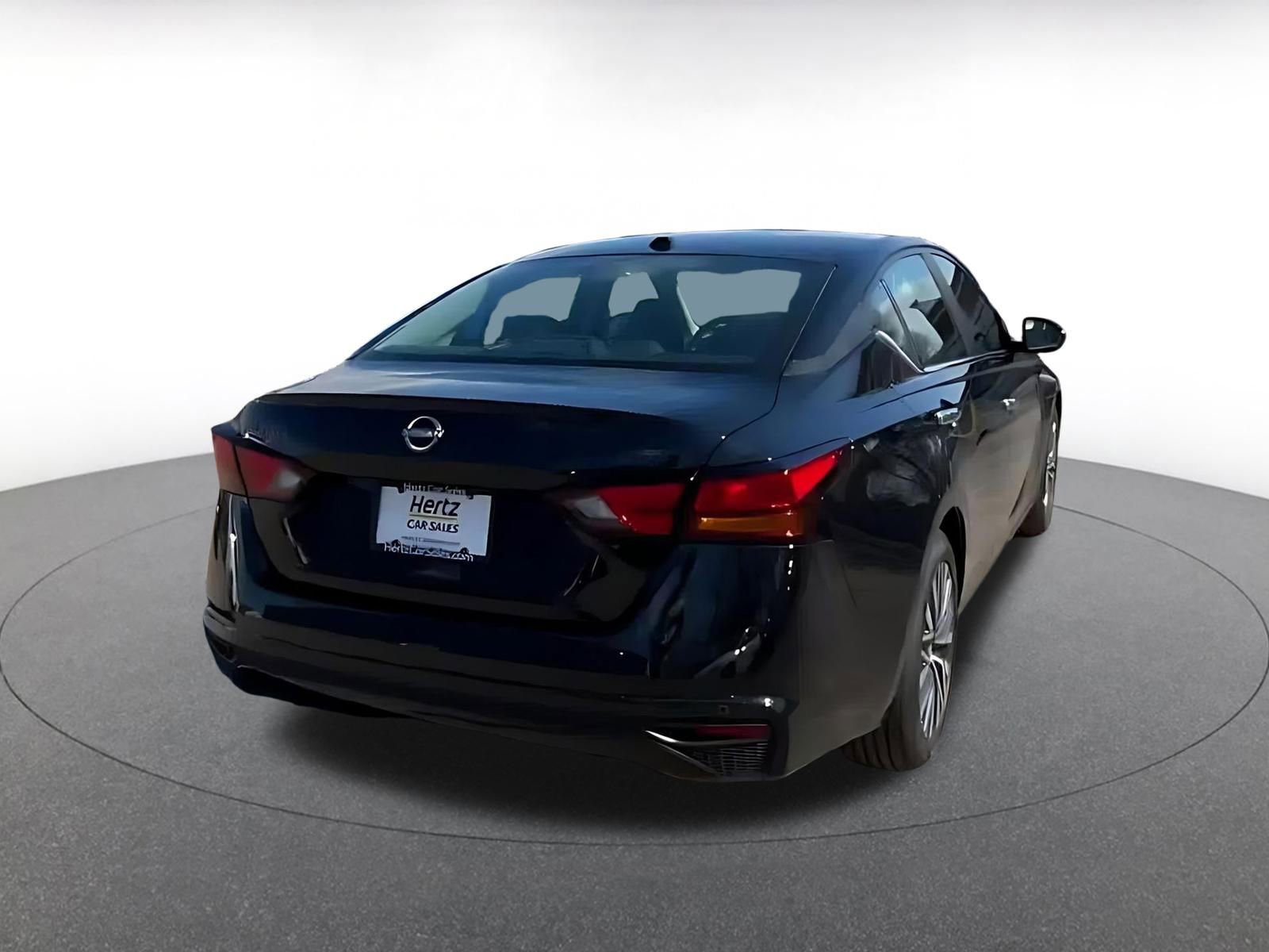 Thumbnail: 2025 Nissan Altima - 14