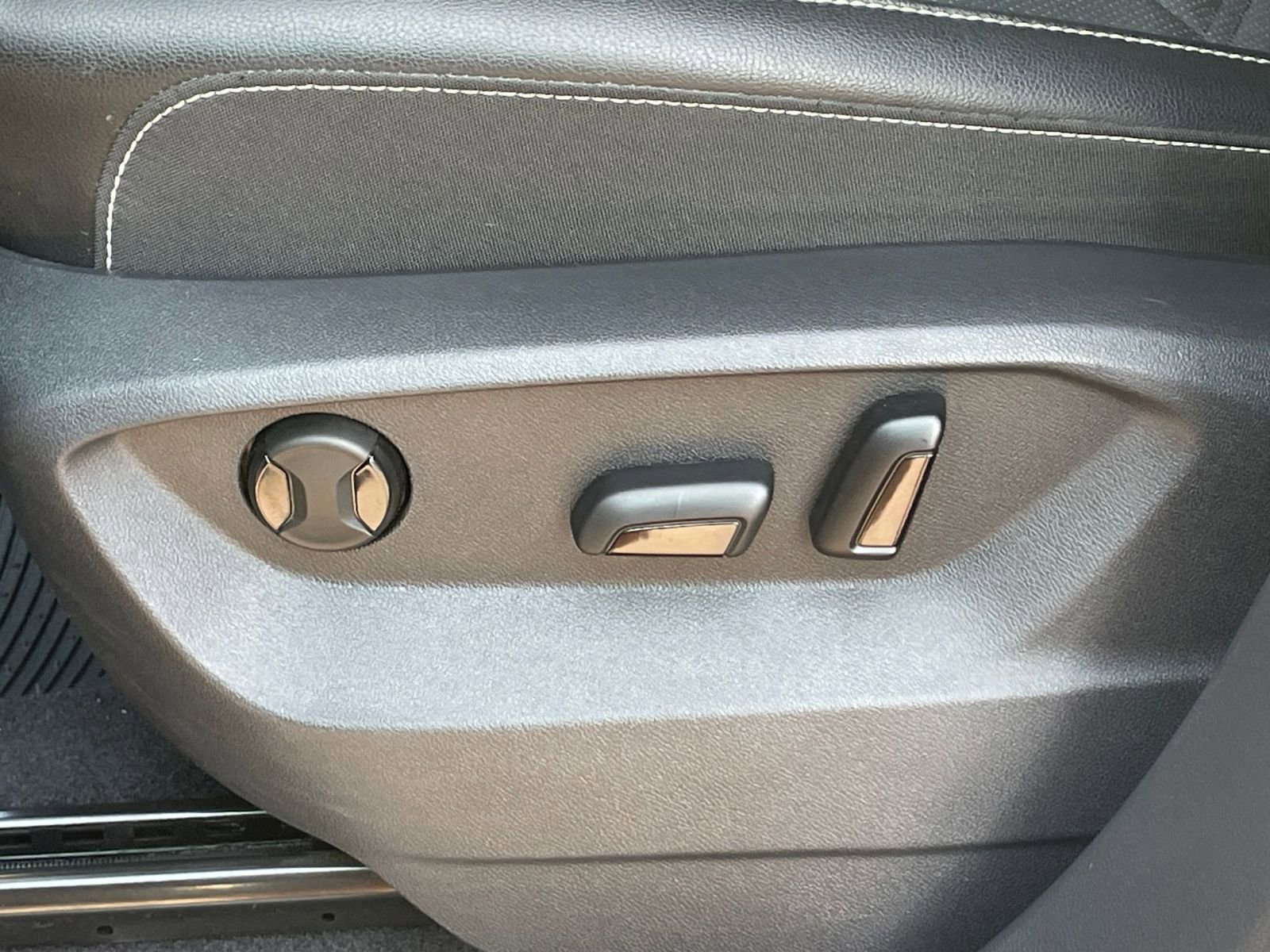 Thumbnail: 2024 Volkswagen Atlas - 23