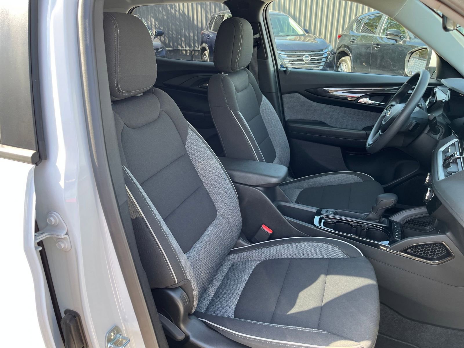 Thumbnail: 2025 Chevrolet TrailBlazer - 34