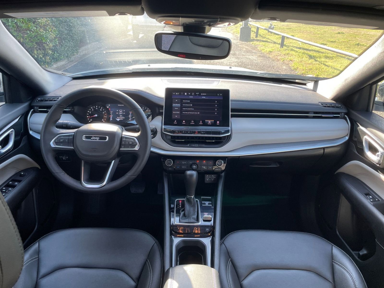 Thumbnail: 2025 Jeep Compass - 34