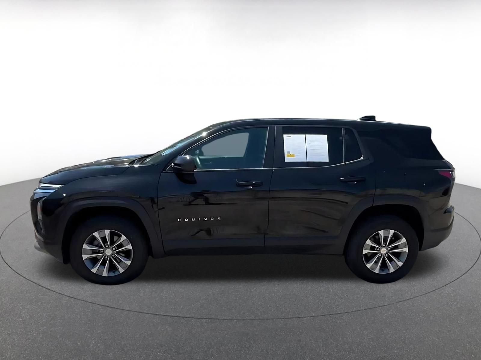 Thumbnail: 2025 Chevrolet Equinox - 10