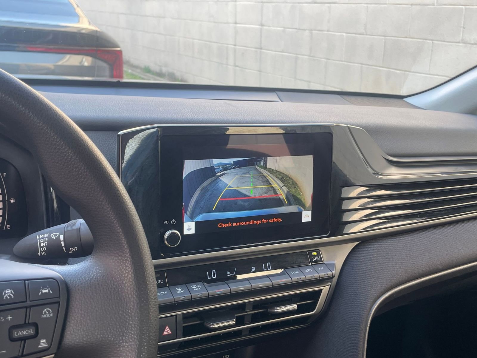 Thumbnail: 2025 Toyota Camry - 24