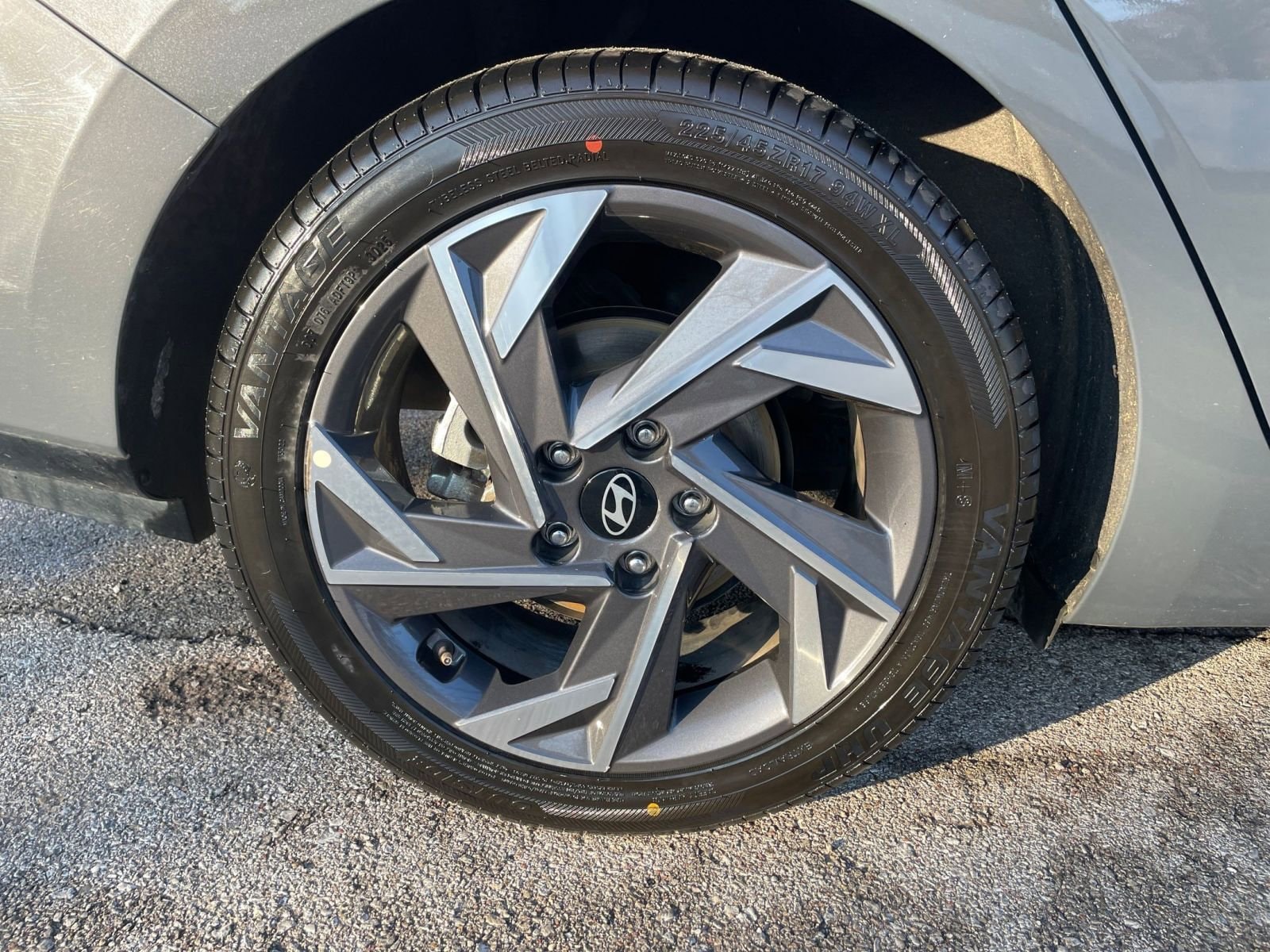 Thumbnail: 2025 Hyundai Elantra - 29