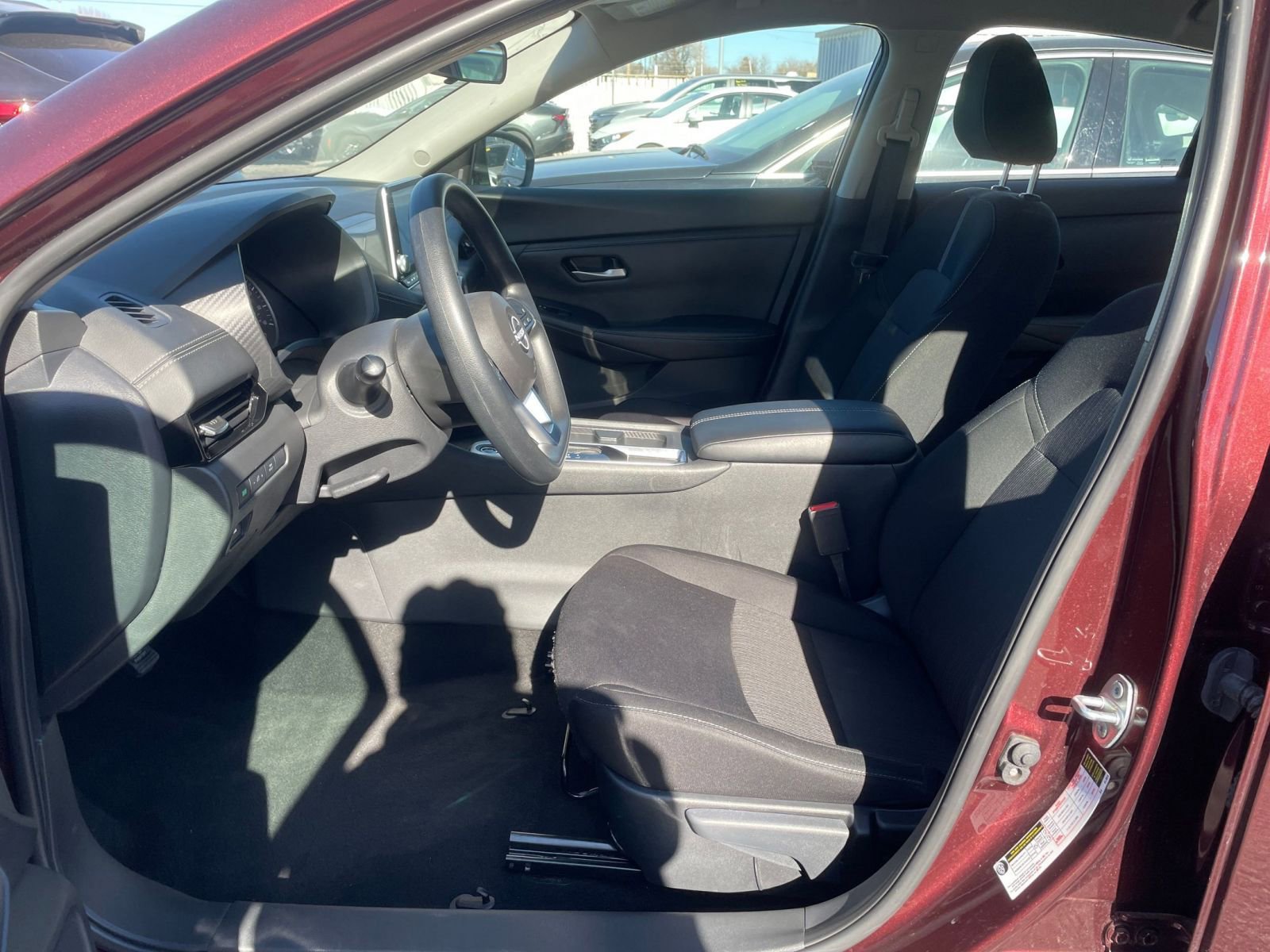 Thumbnail: 2025 Nissan Sentra - 25