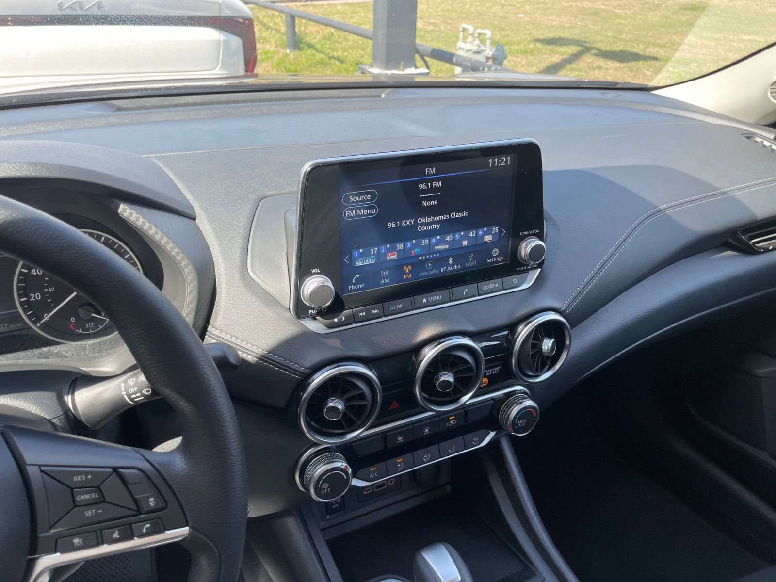 Thumbnail: 2025 Nissan Sentra - 17