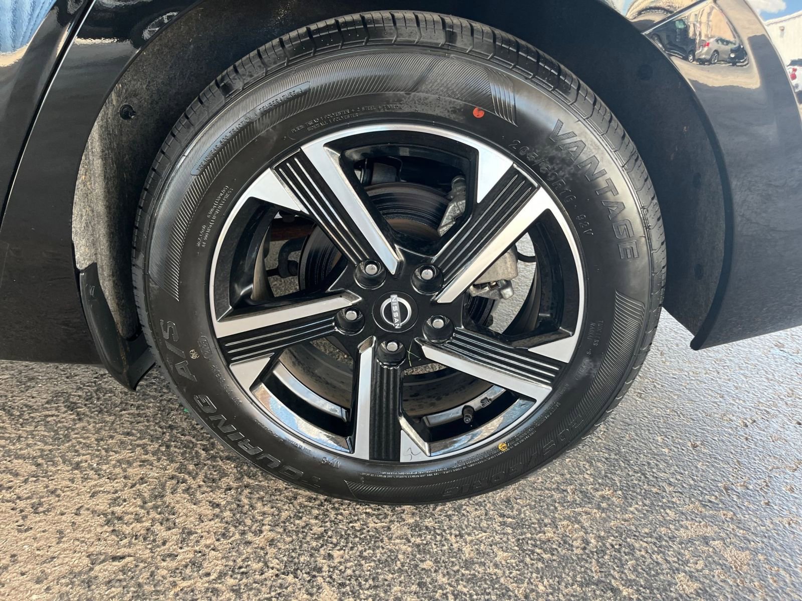 Thumbnail: 2024 Nissan Sentra - 28