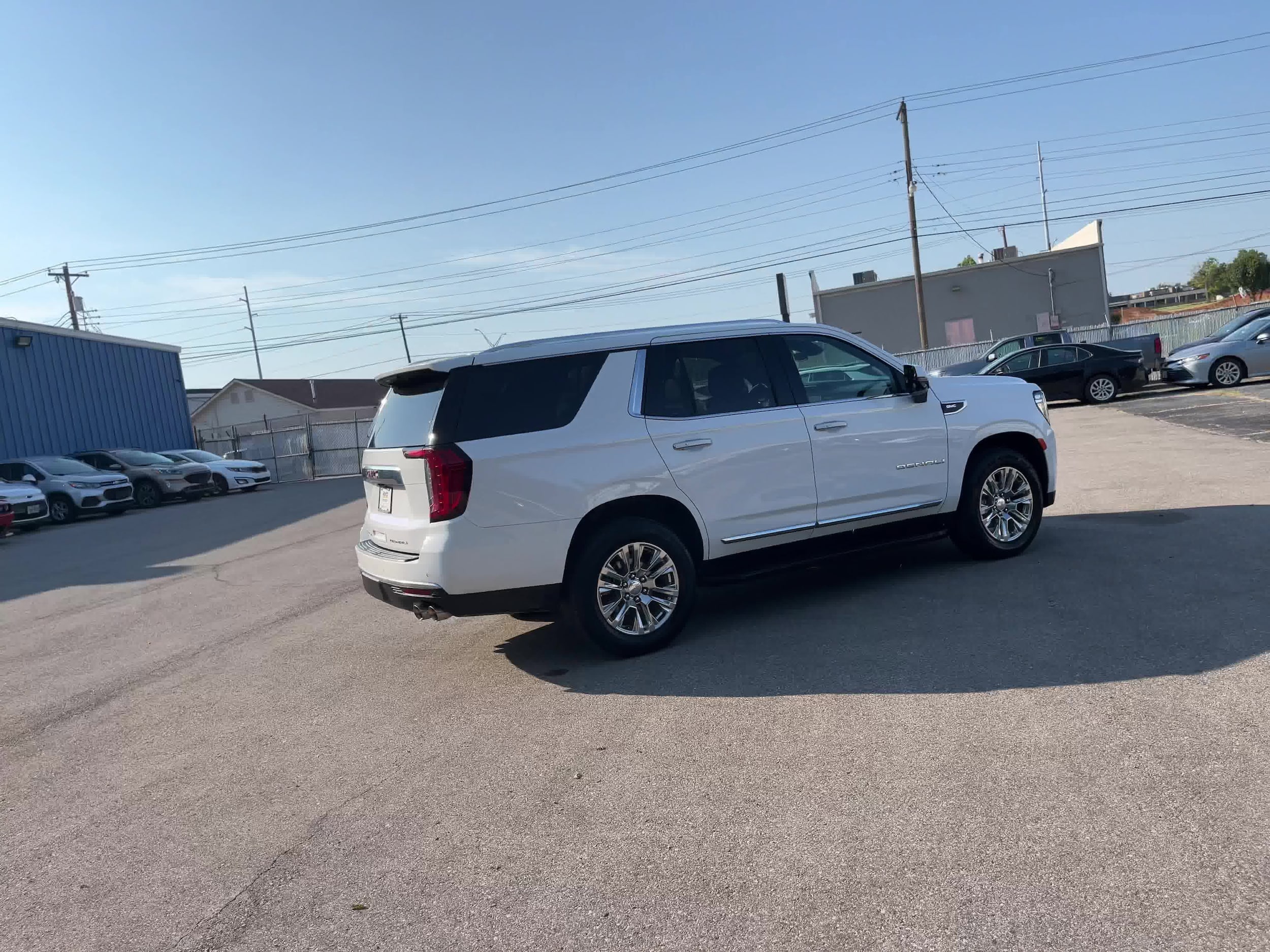 2023 GMC Yukon Denali 15