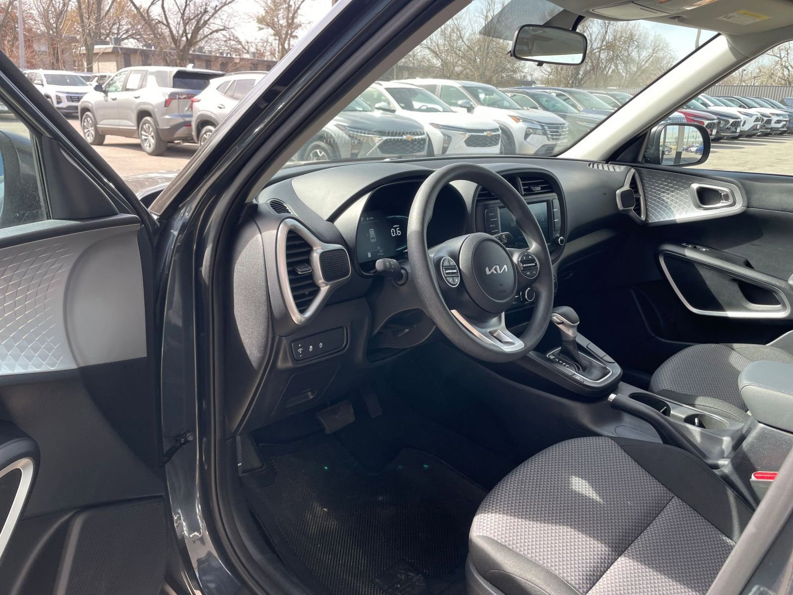 Thumbnail: 2025 Kia Soul - 32