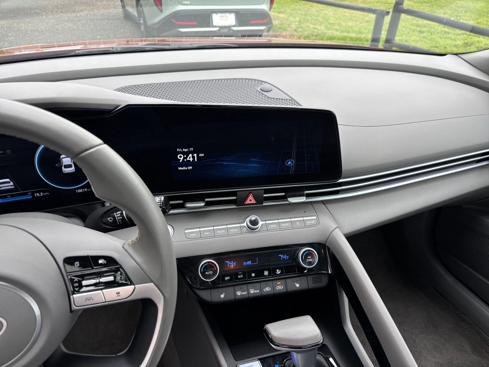 Thumbnail: 2025 Hyundai Elantra - 17