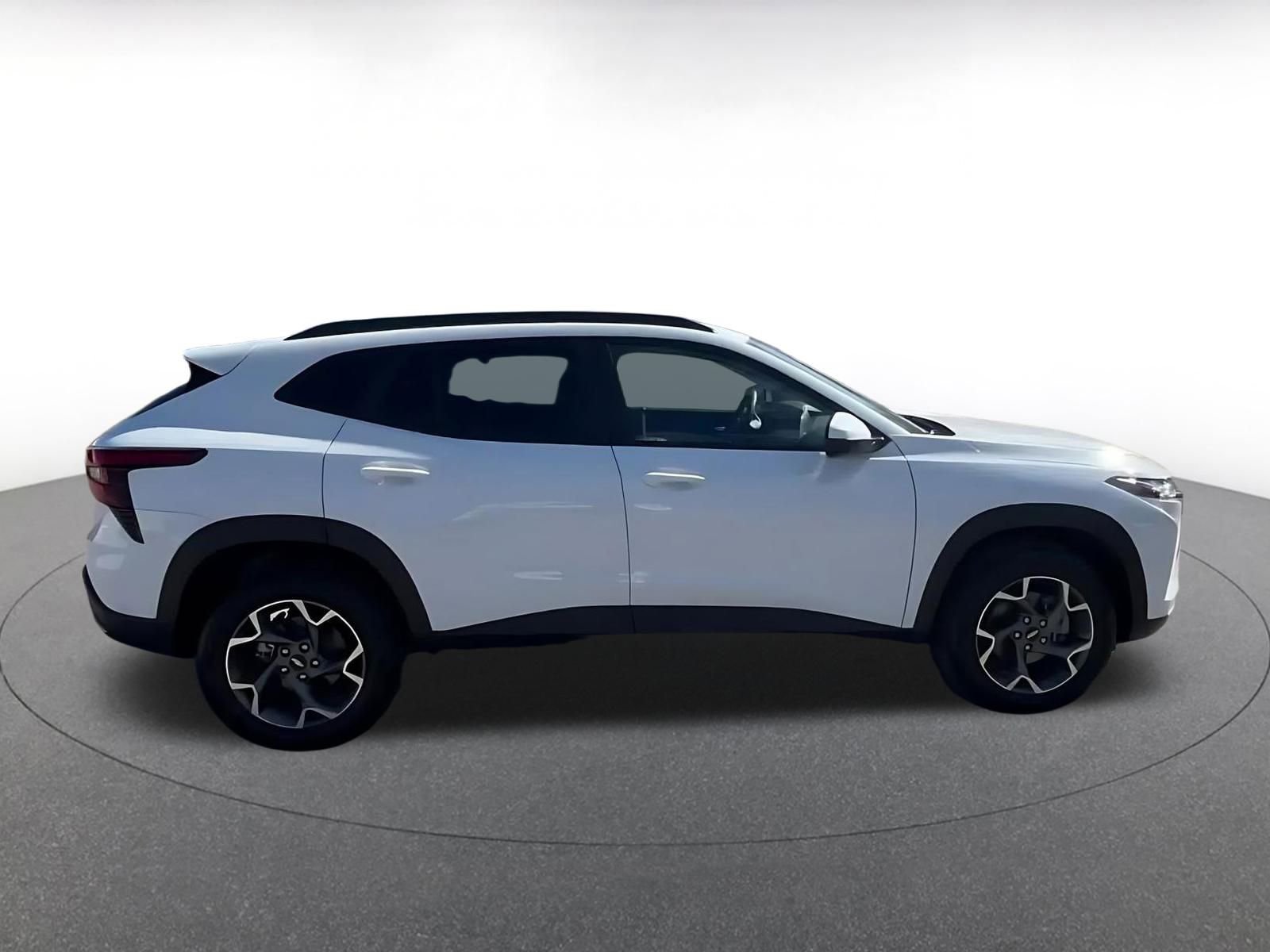 Thumbnail: 2025 Chevrolet Trax - 16