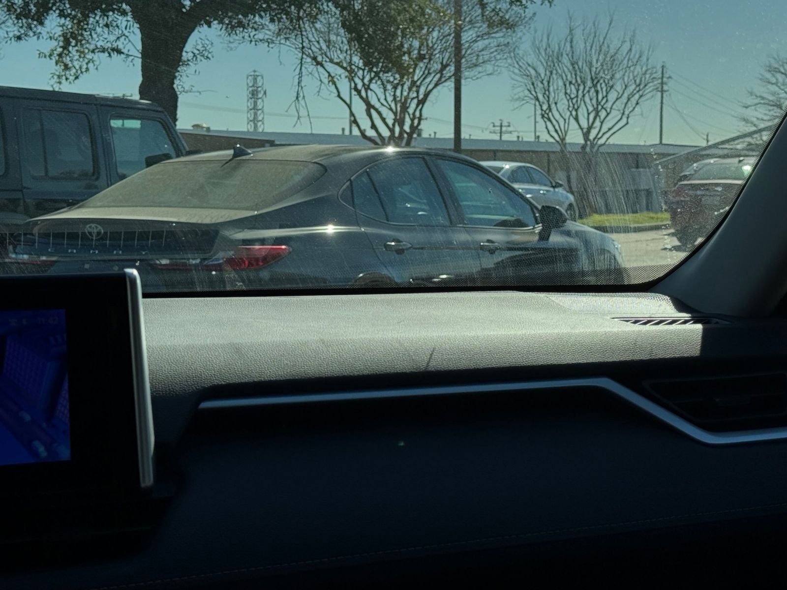 Thumbnail: 2025 Toyota RAV4 - 35