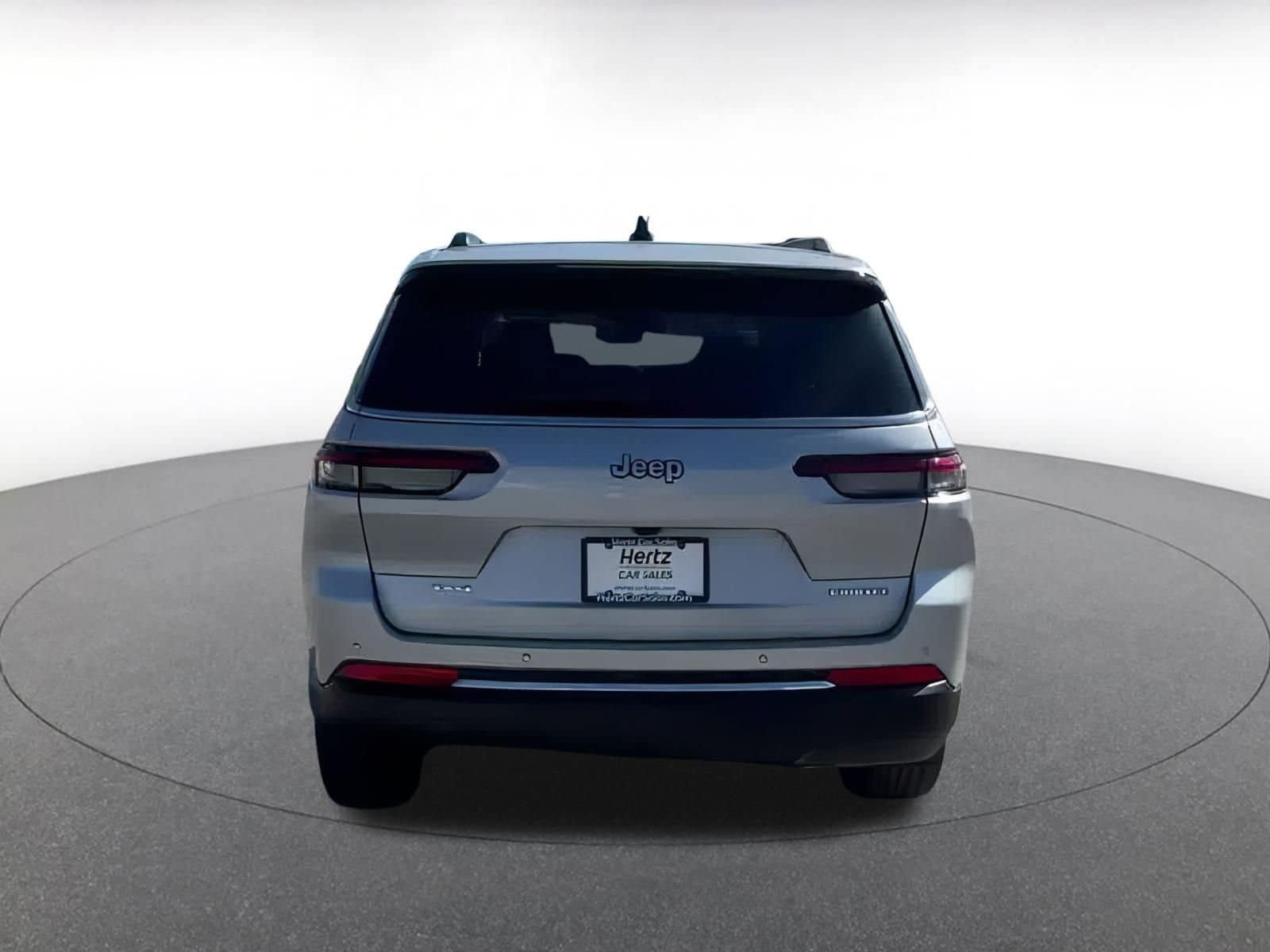 Thumbnail: 2023 Jeep Grand Cherokee - 11