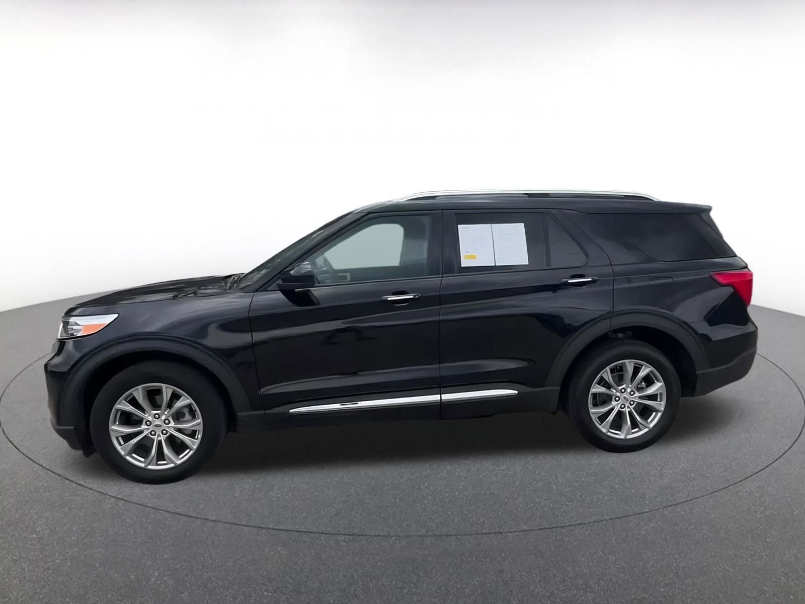 Thumbnail: 2024 Ford Explorer - 9