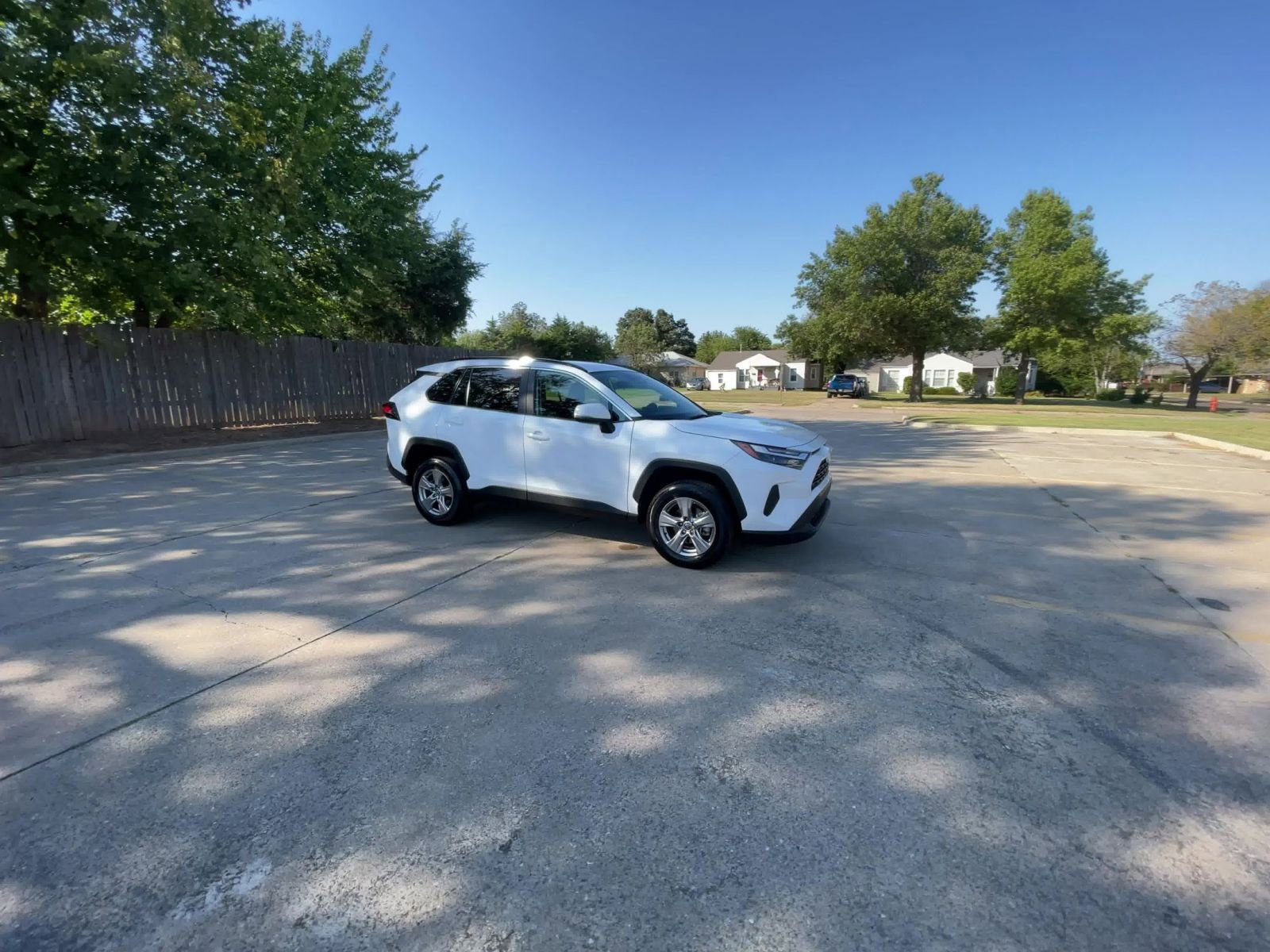 Thumbnail: 2025 Toyota RAV4 - 16