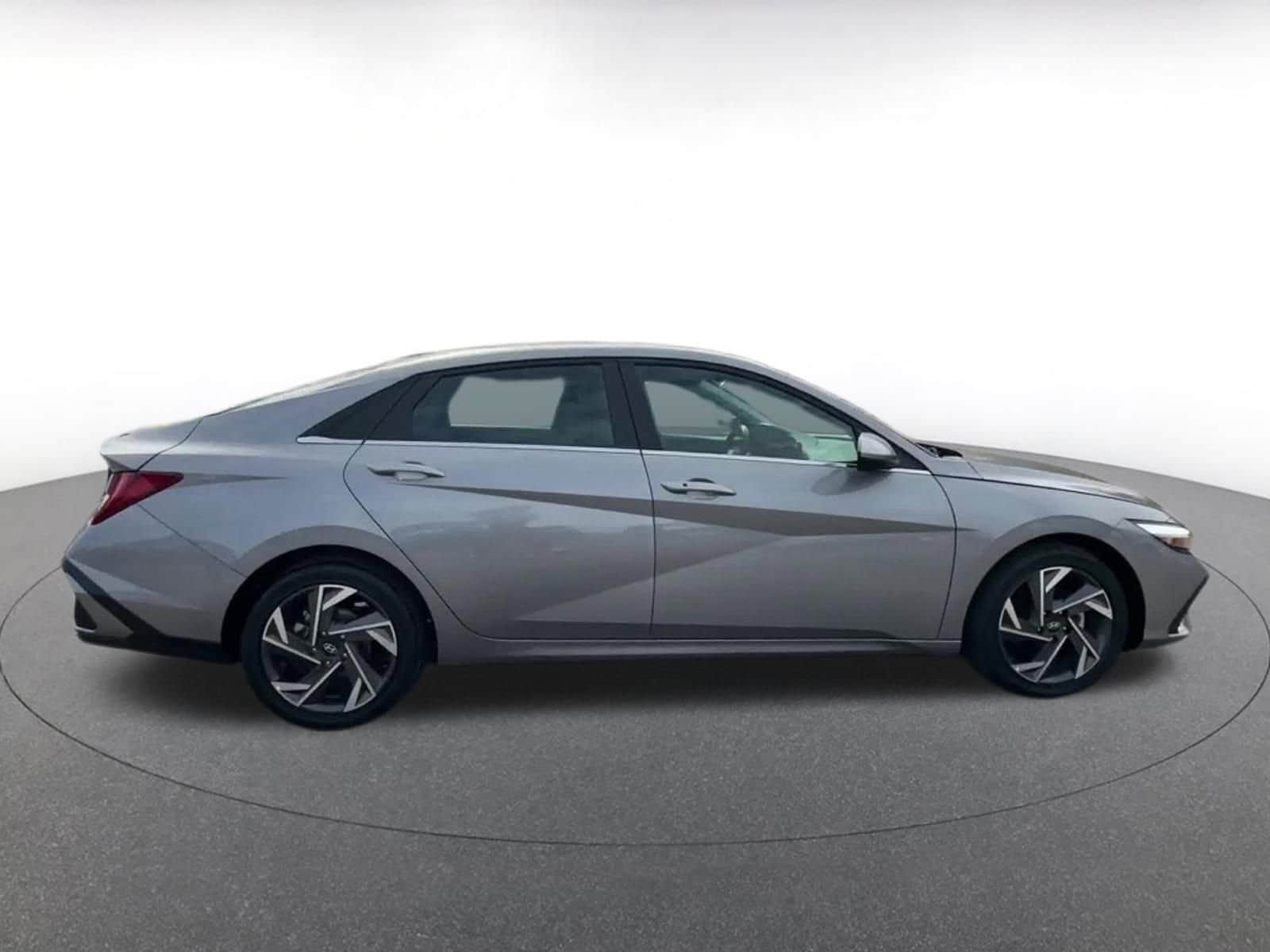 Thumbnail: 2025 Hyundai Elantra - 16