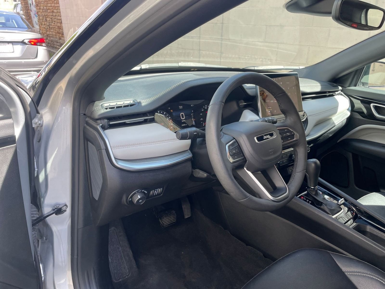 Thumbnail: 2025 Jeep Compass - 35