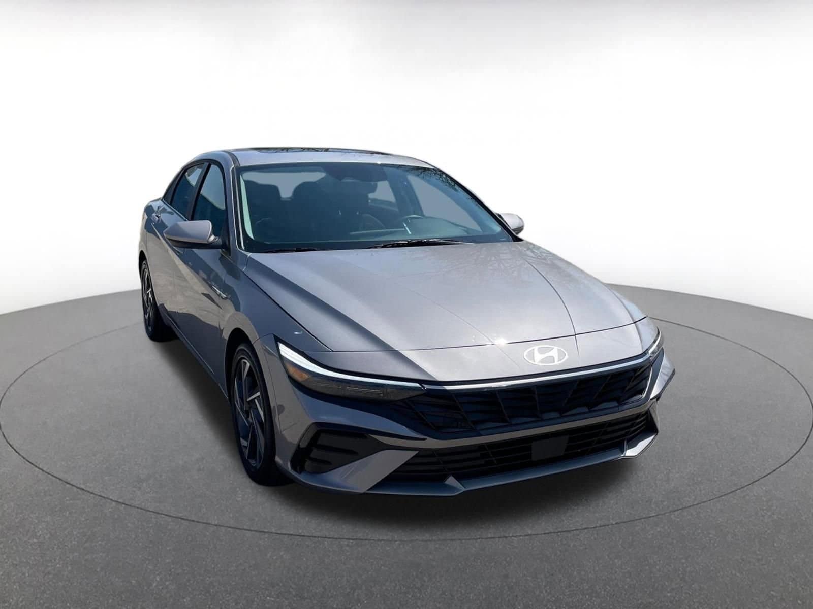 Thumbnail: 2025 Hyundai Elantra - 1