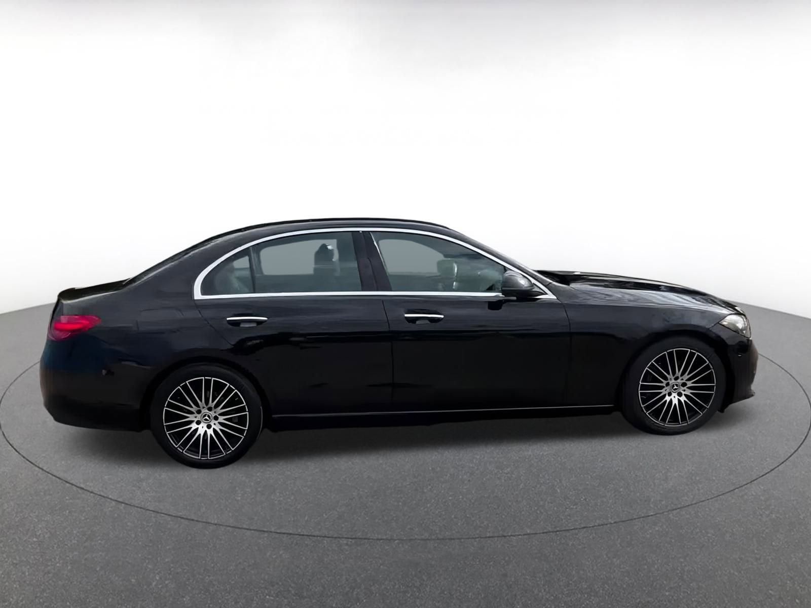 Thumbnail: 2024 Mercedes-Benz C-Class - 11
