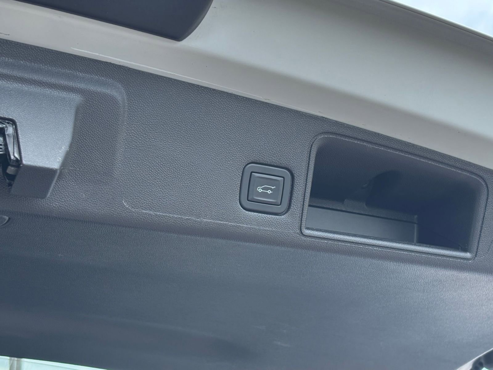 Thumbnail: 2024 GMC Terrain - 23
