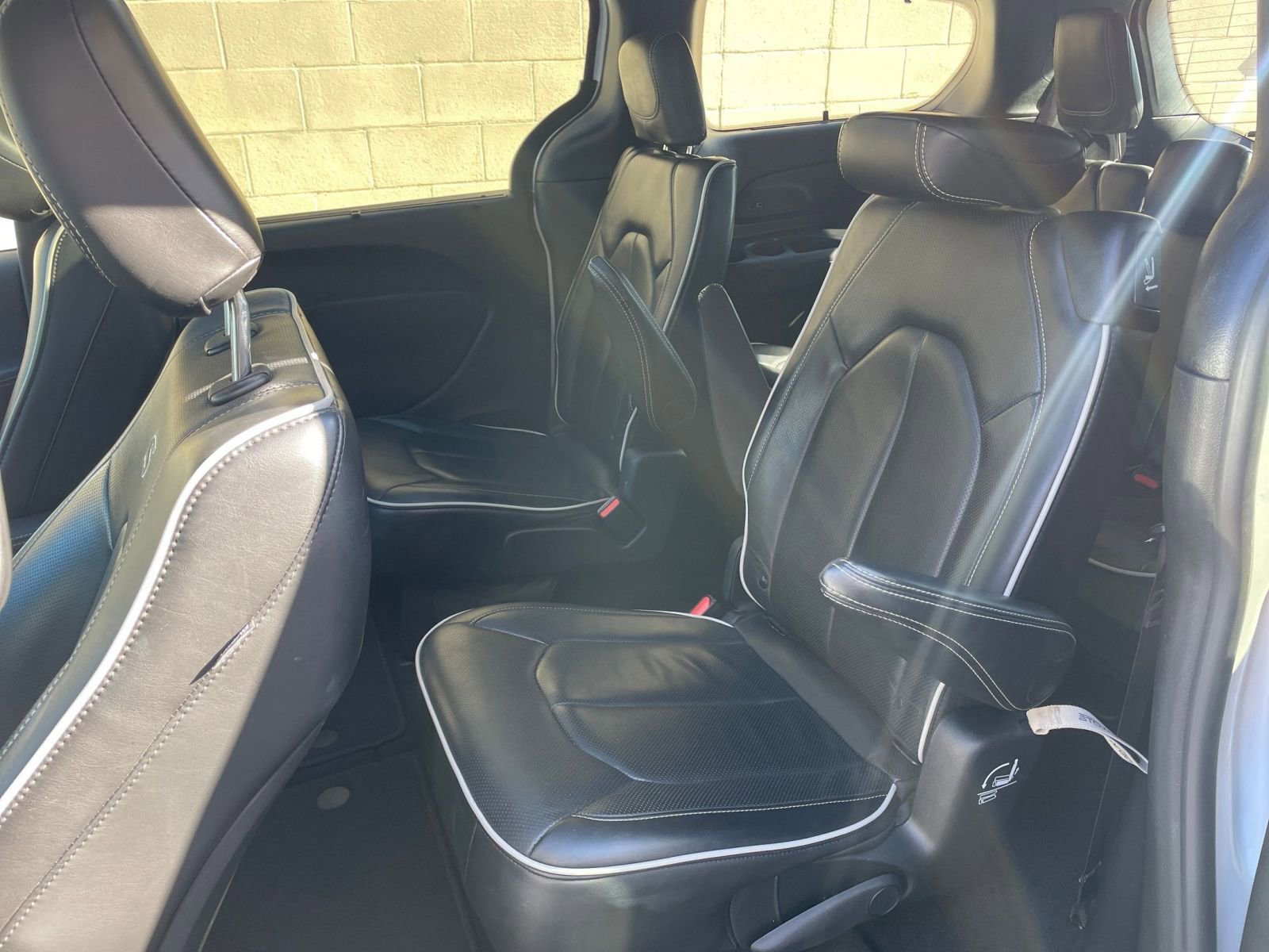 Thumbnail: 2025 Chrysler Pacifica - 29