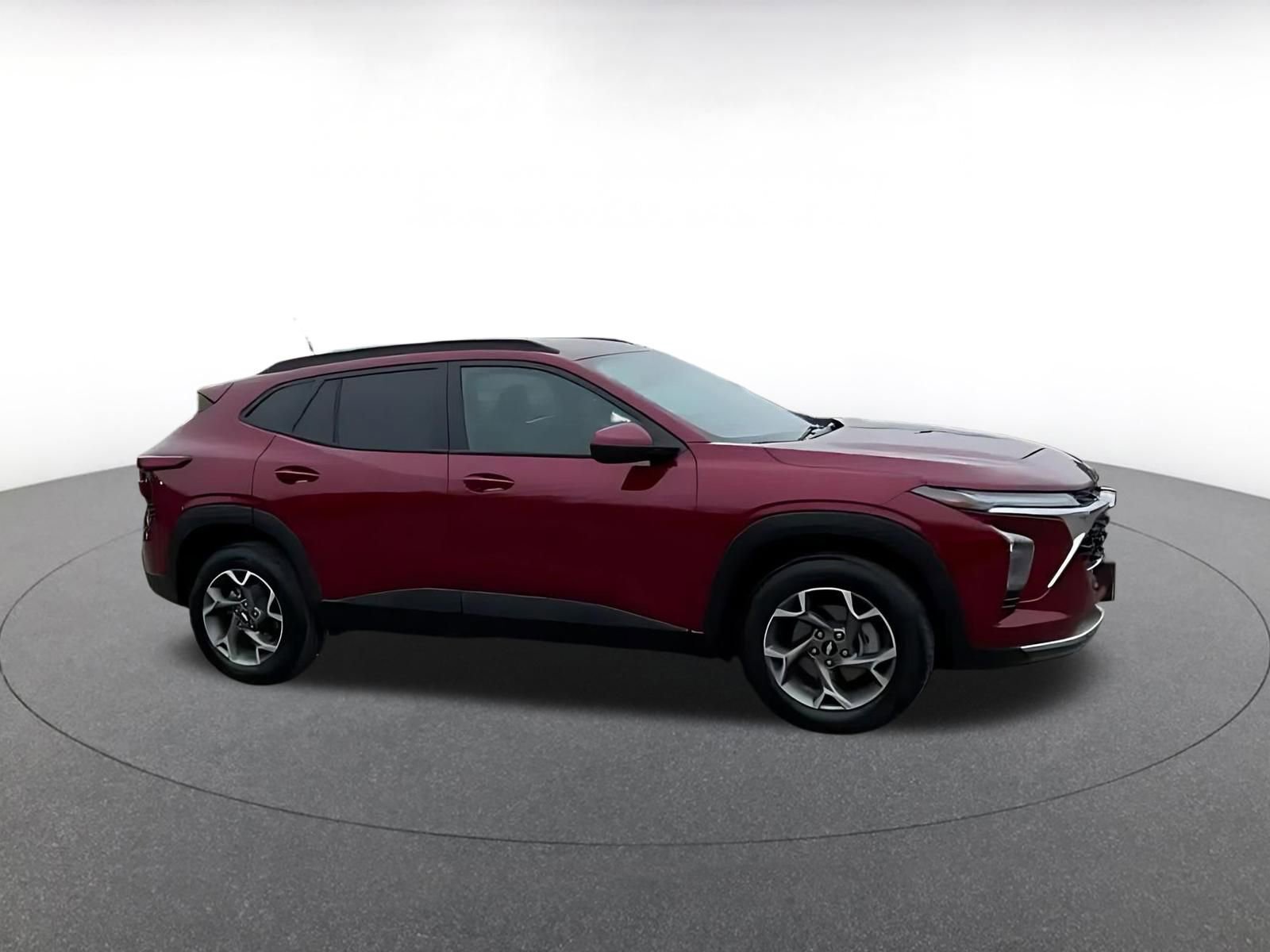 Thumbnail: 2025 Chevrolet Trax - 2