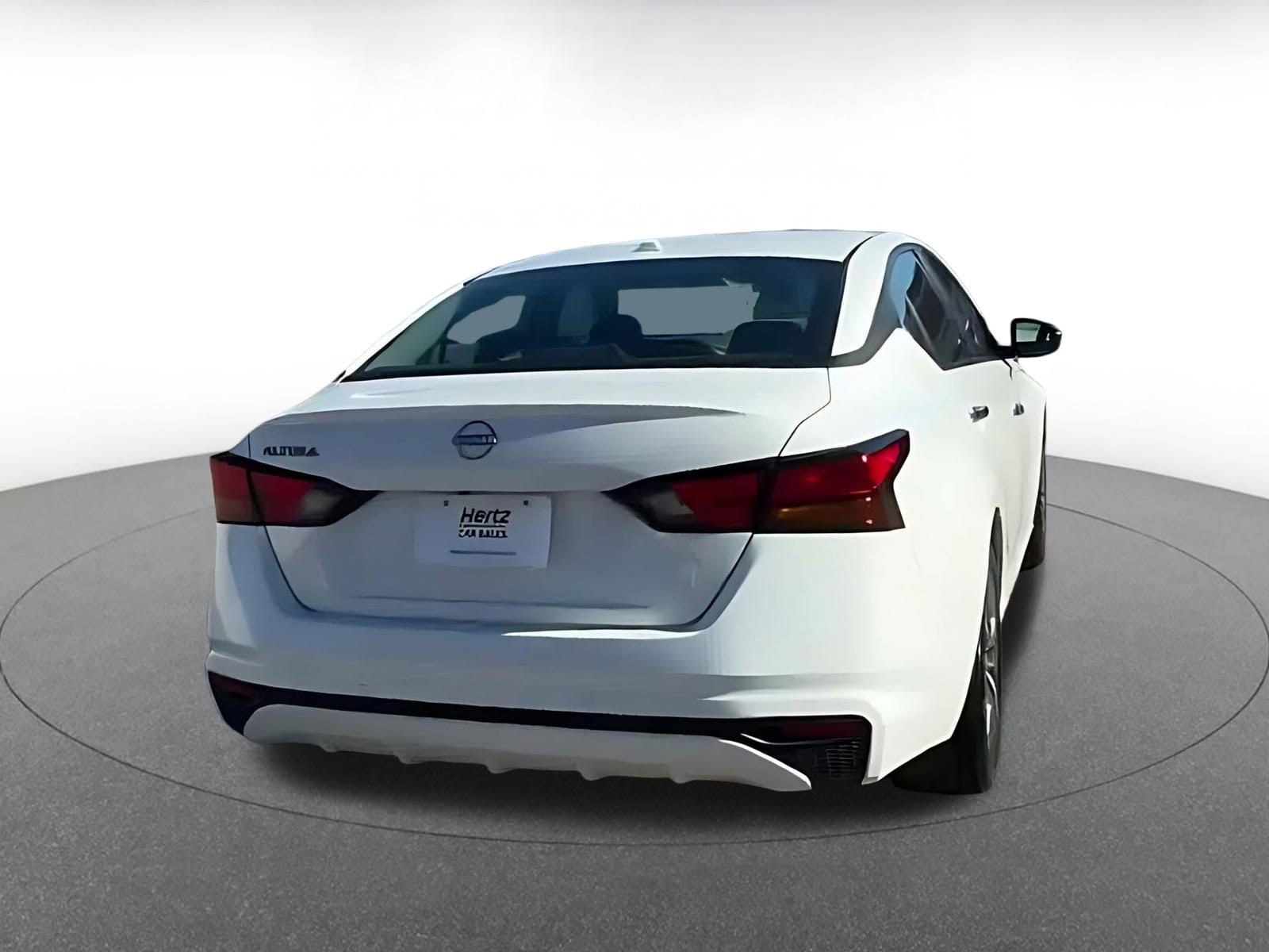 Thumbnail: 2025 Nissan Altima - 14