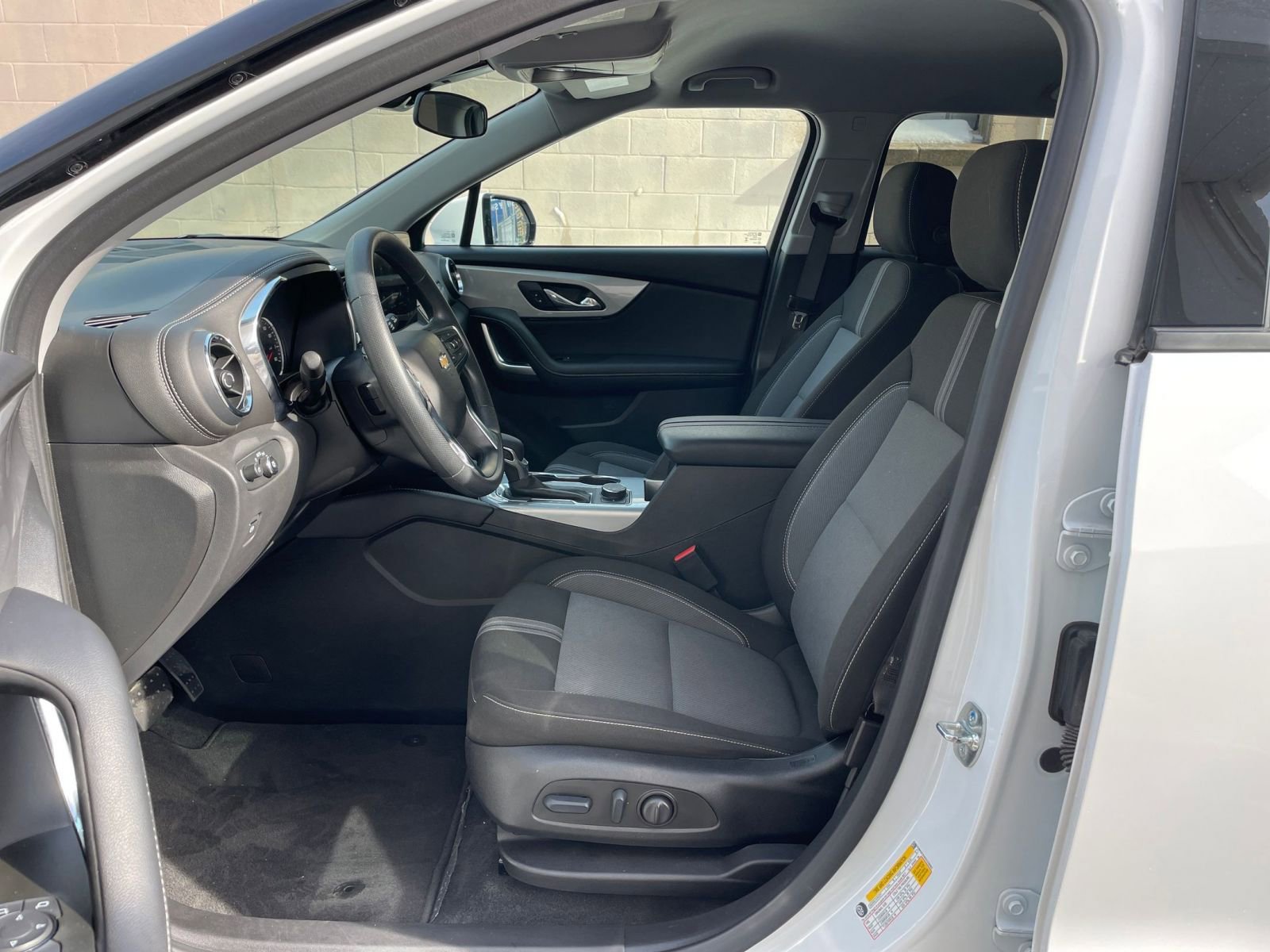 Thumbnail: 2025 Chevrolet Blazer - 29