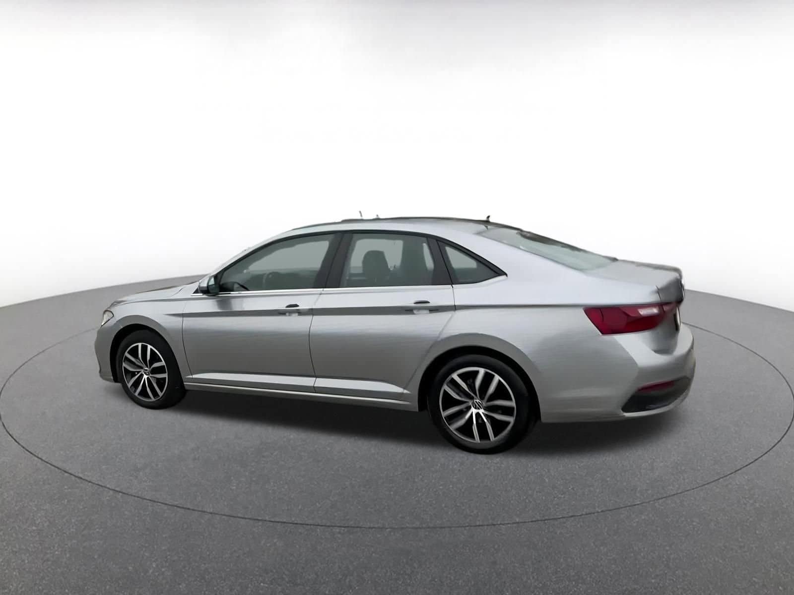 Thumbnail: 2025 Volkswagen Jetta - 11