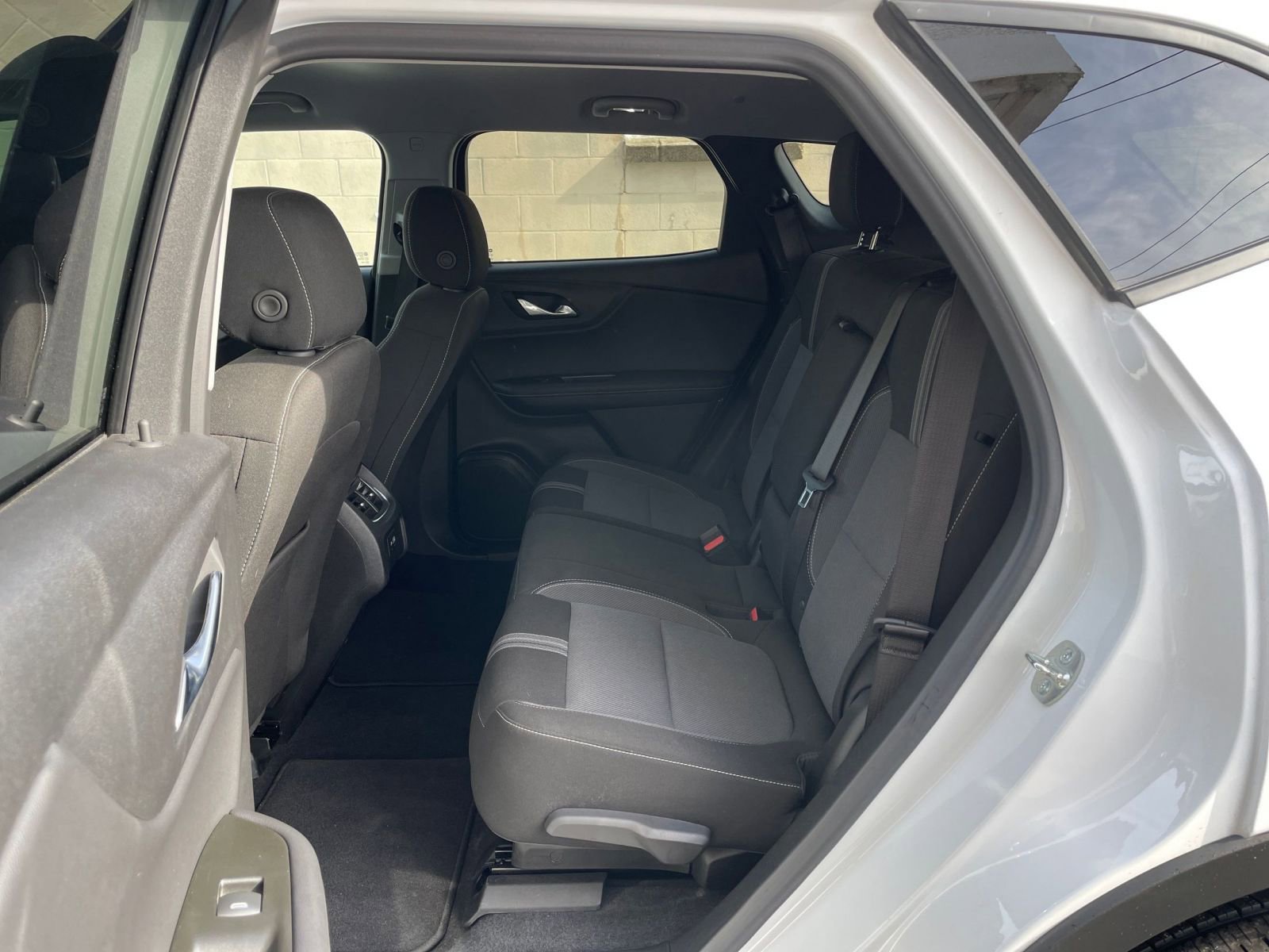 Thumbnail: 2025 Chevrolet Blazer - 28