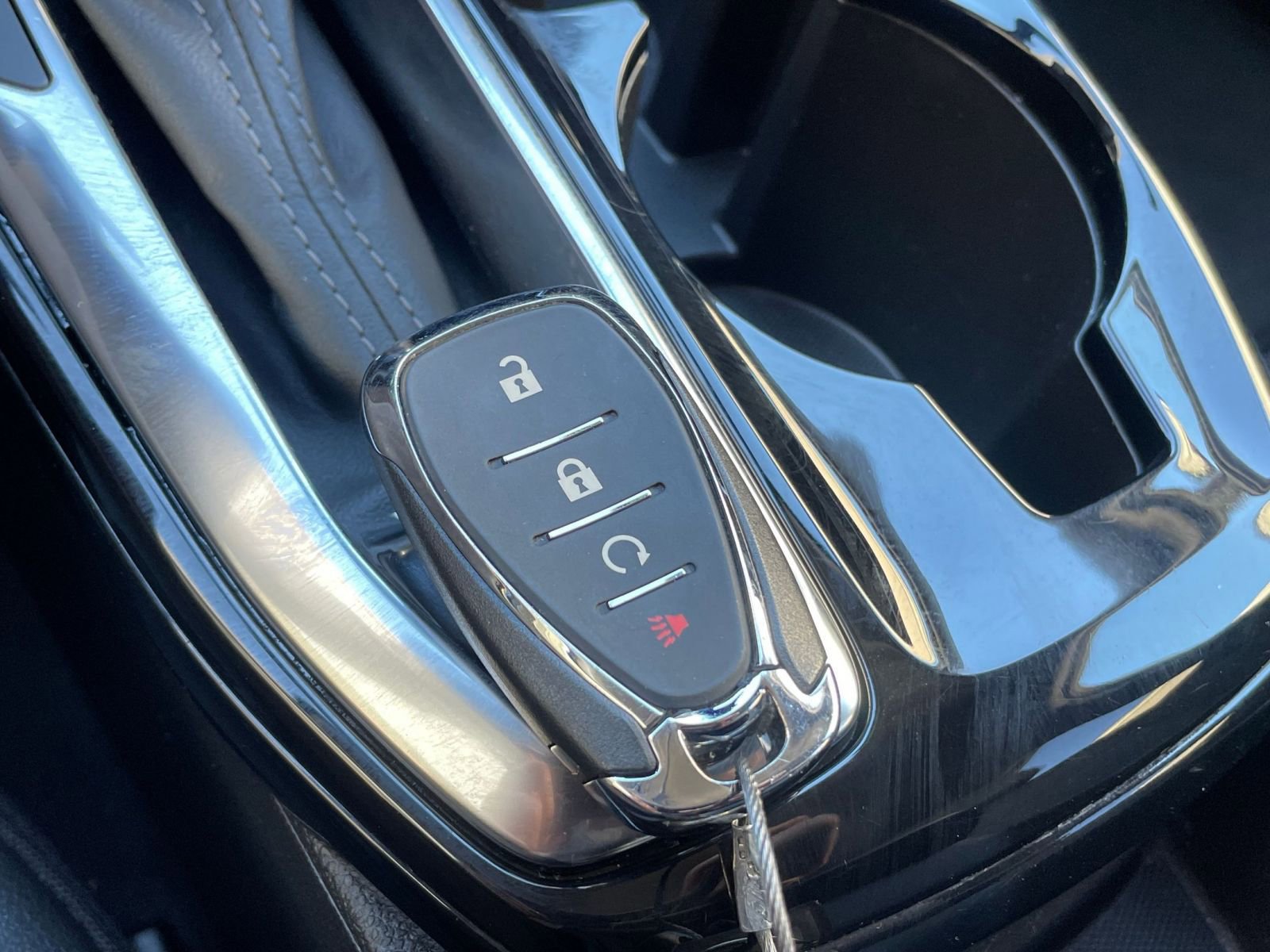 Thumbnail: 2025 Chevrolet Trax - 21