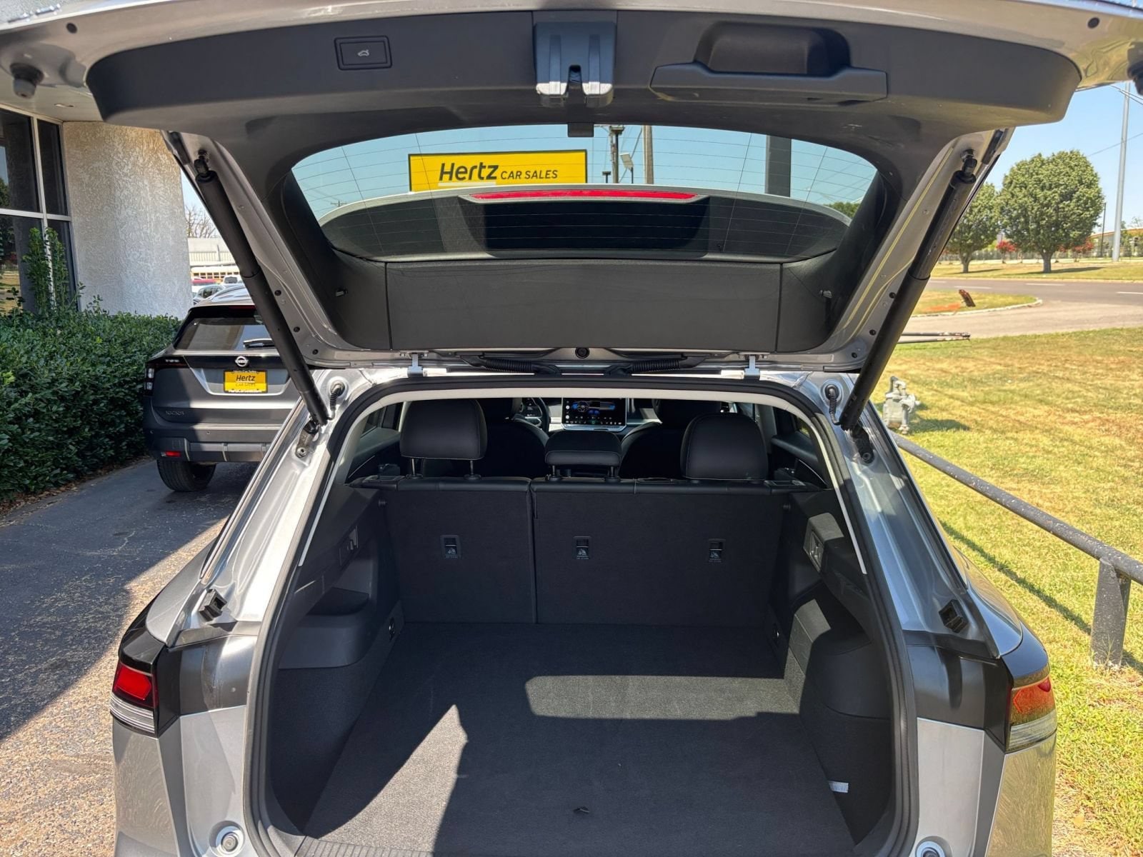 Thumbnail: 2026 Volkswagen Tiguan - 32