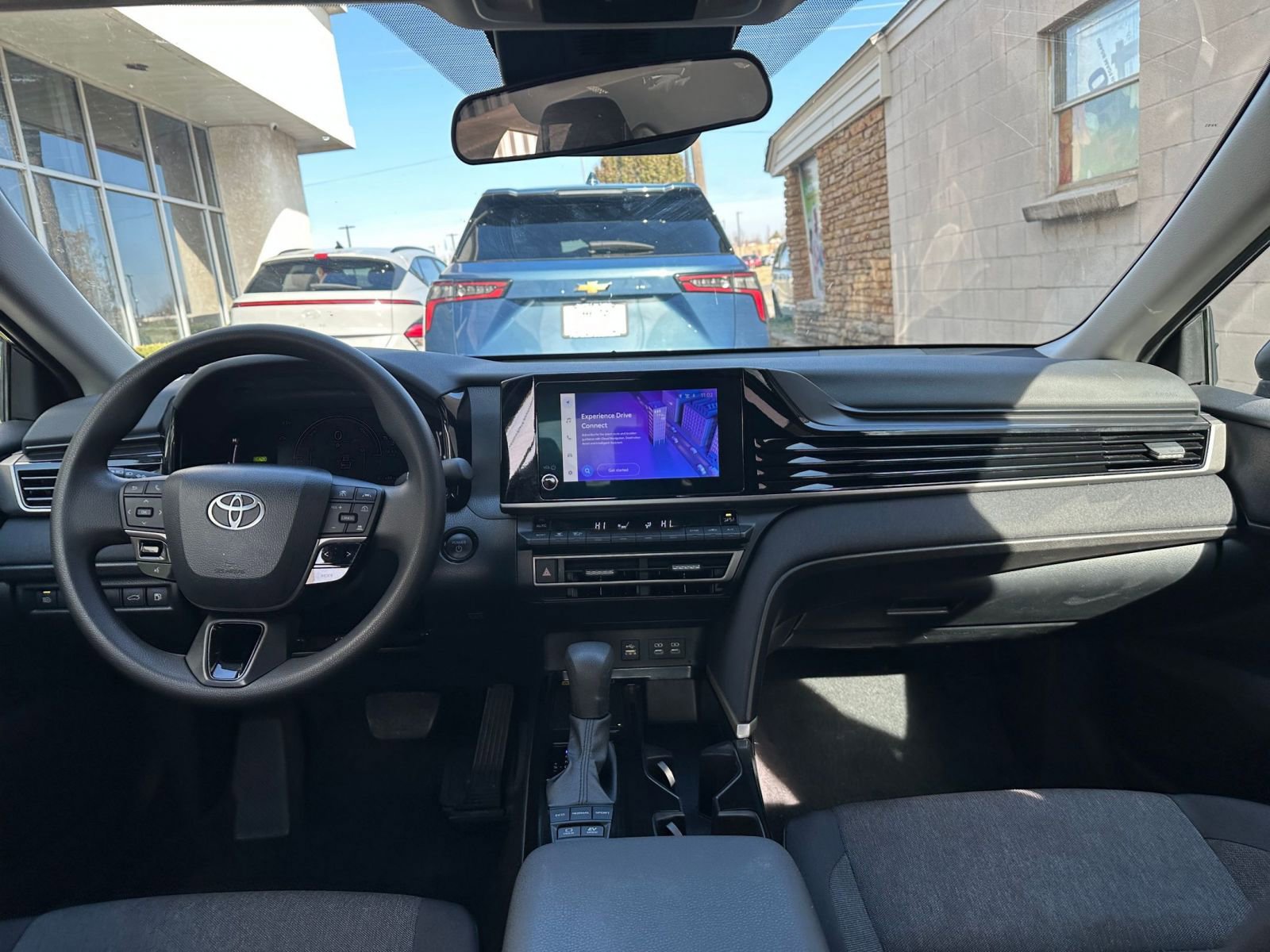 Thumbnail: 2025 Toyota Camry - 32