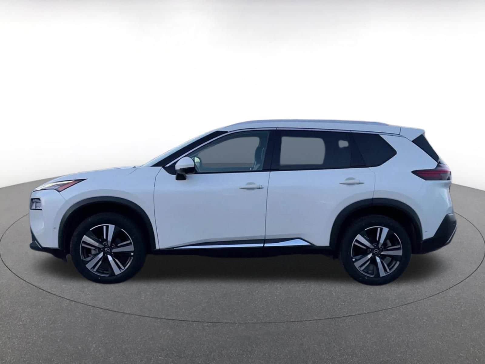 Thumbnail: 2023 Nissan Rogue - 9