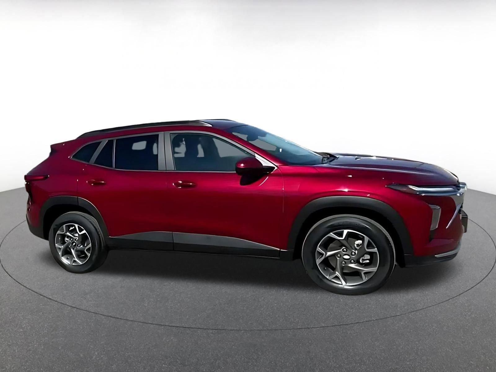 Thumbnail: 2025 Chevrolet Trax - 14