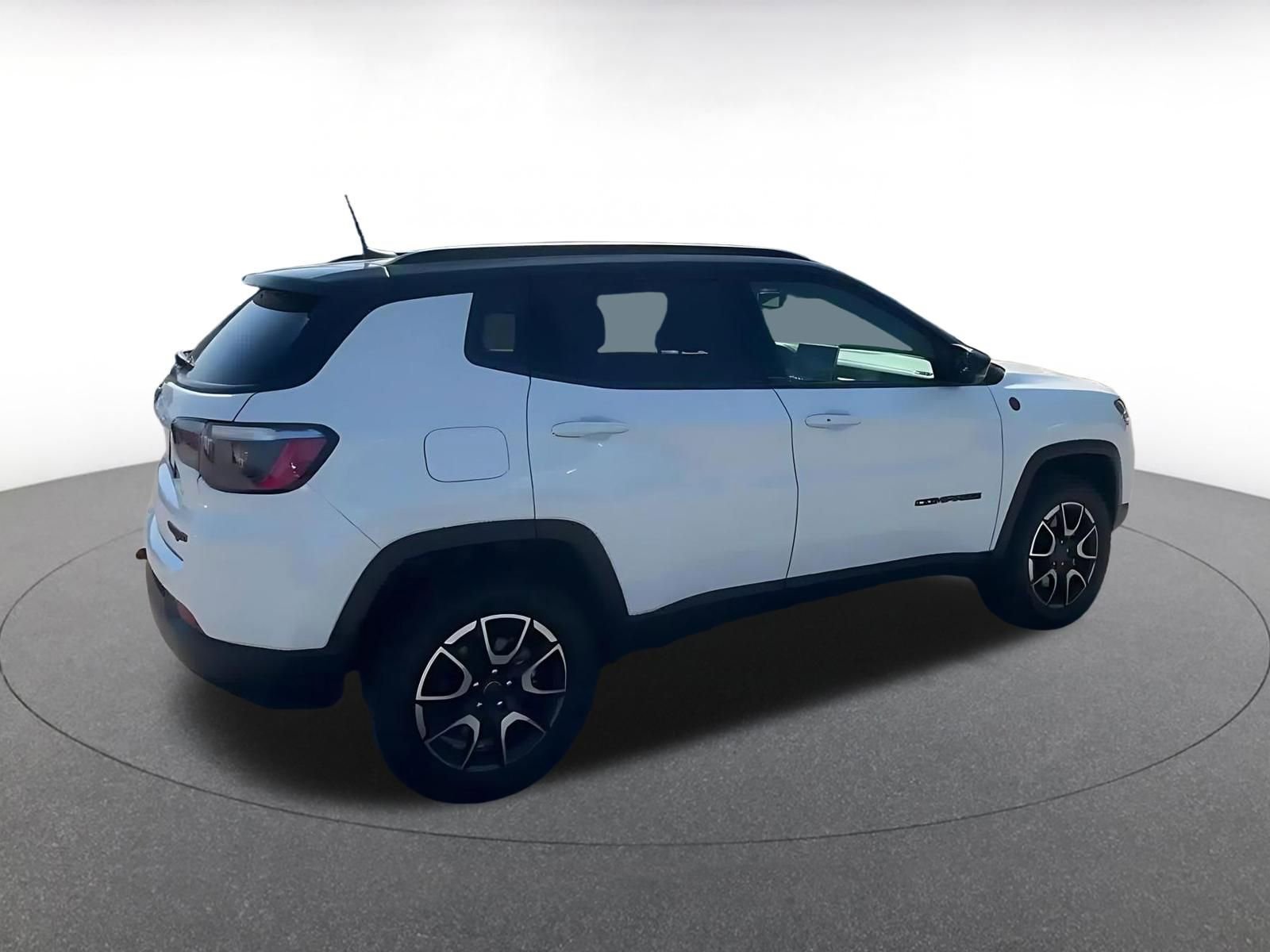 Thumbnail: 2025 Jeep Compass - 14