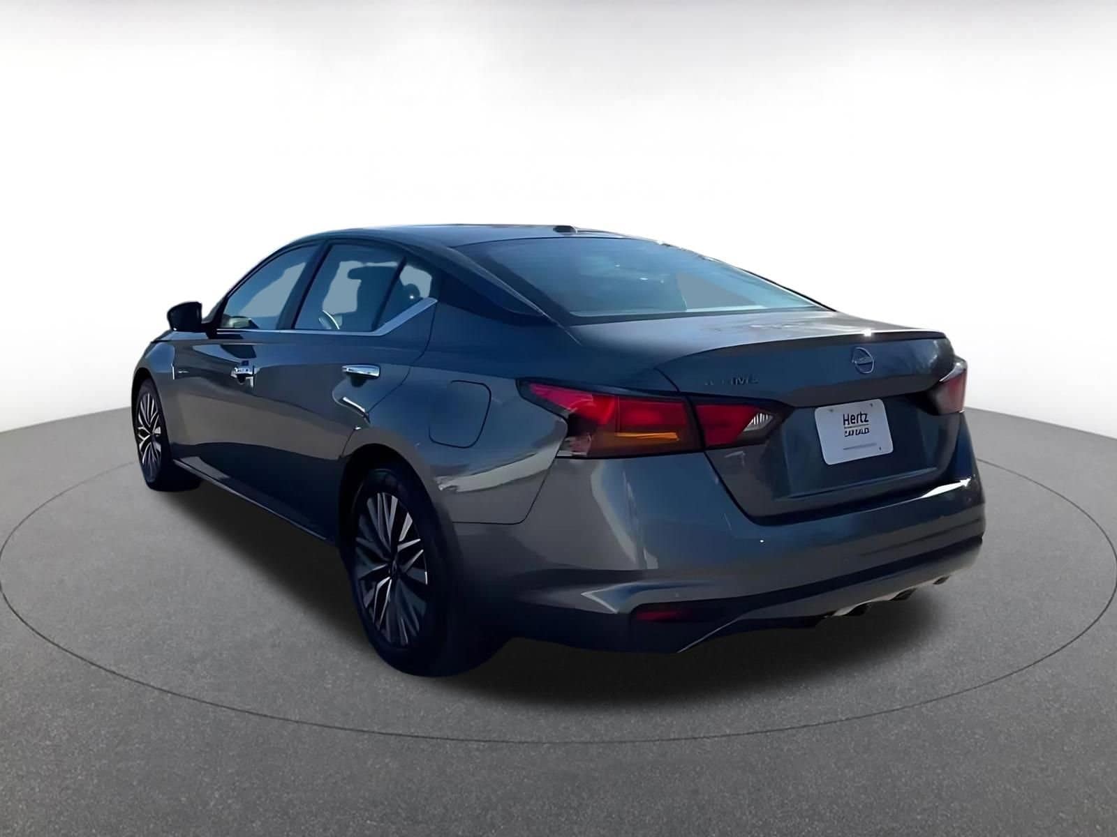 Thumbnail: 2025 Nissan Altima - 11