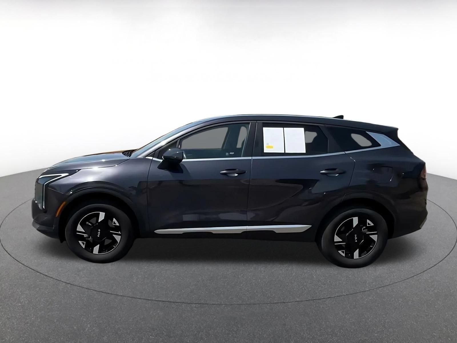Thumbnail: 2026 Kia Sportage - 8