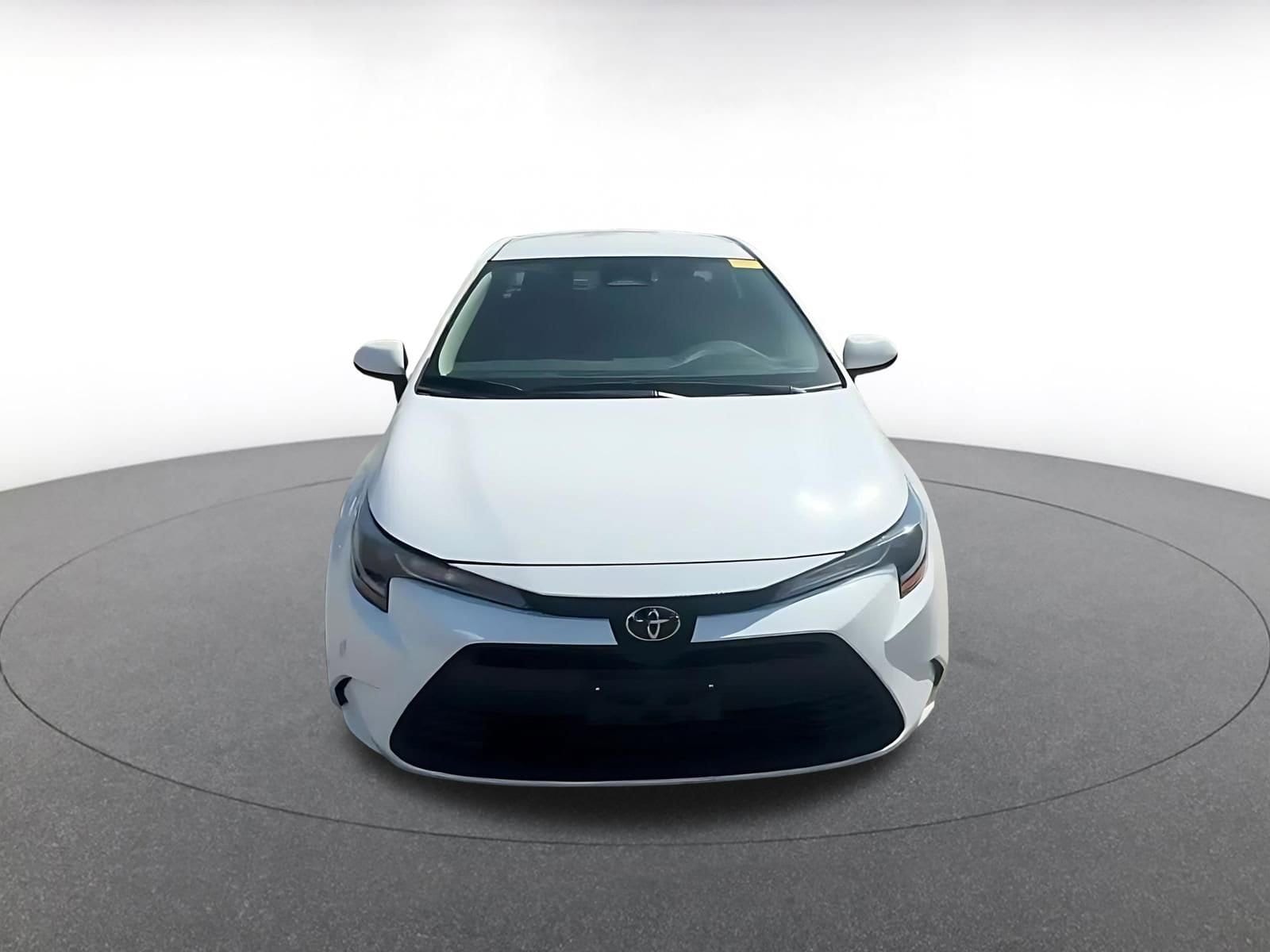 Thumbnail: 2025 Toyota Corolla - 4