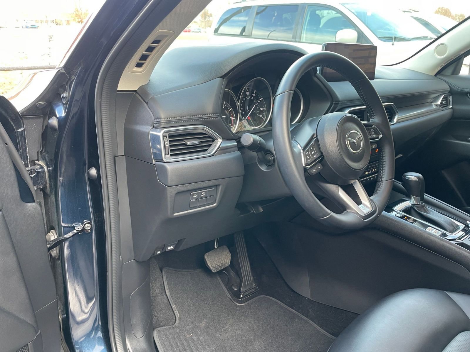 Thumbnail: 2025 Mazda CX-5 - 34