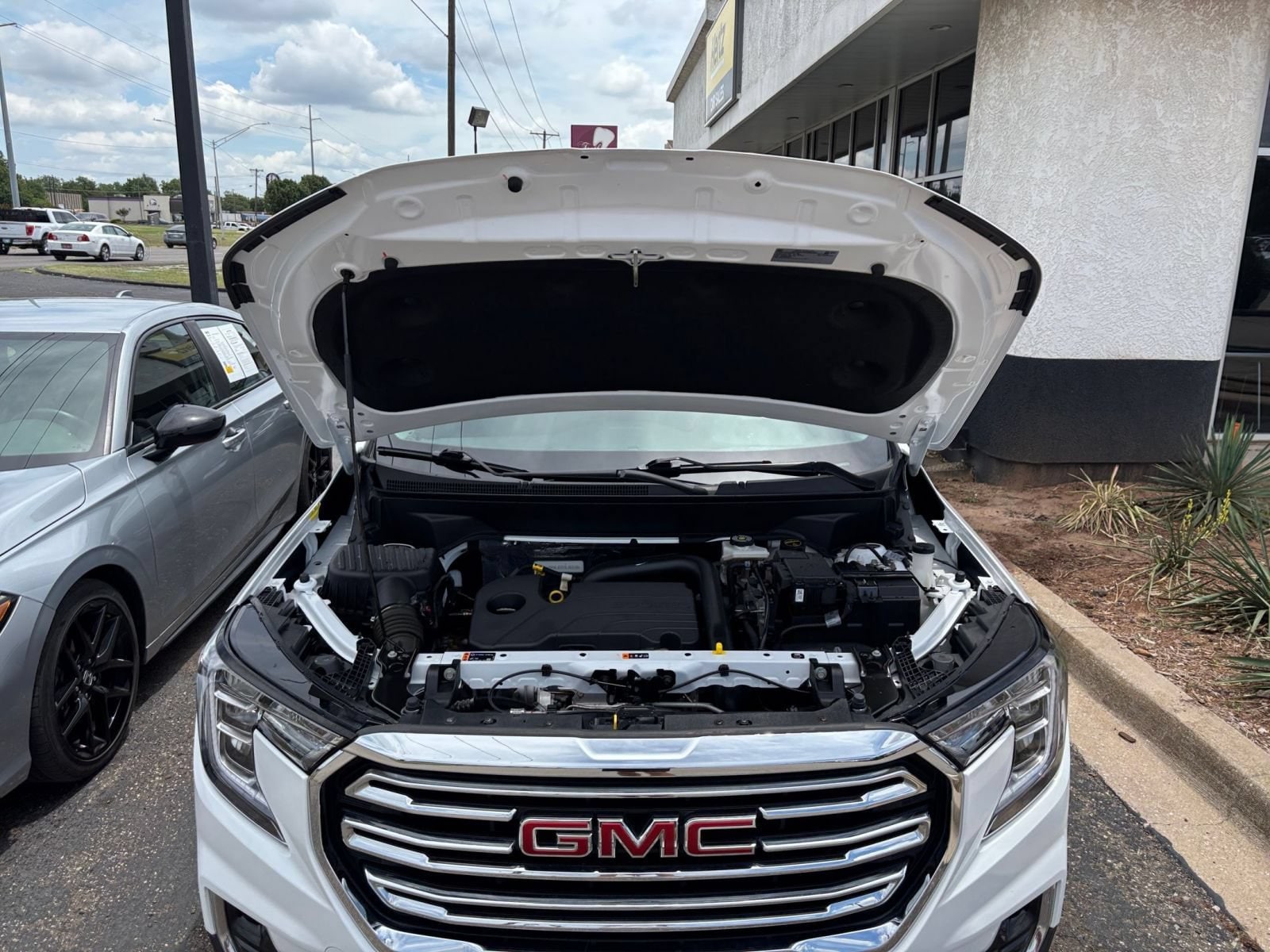 Thumbnail: 2024 GMC Terrain - 29